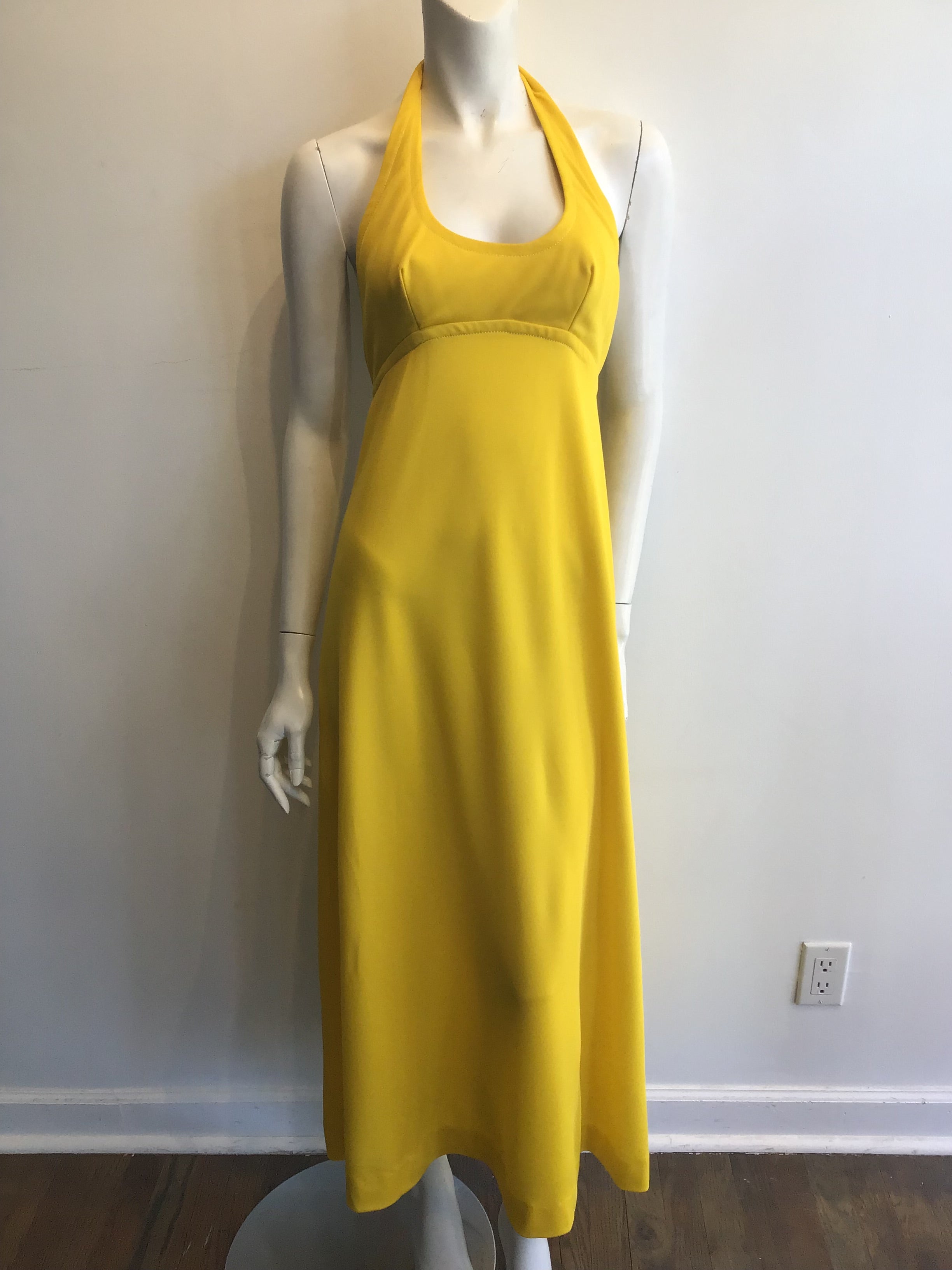 1970s Canary Yellow Polyester Leslie J Maxi Dress 4 – Sophia's Gallery