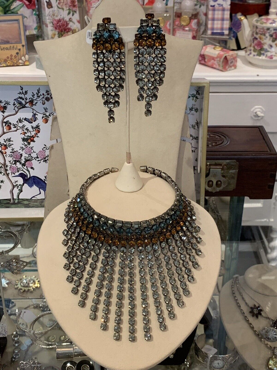 vintage jewelryえす Spectaclar Rare Schreiner 1960s Necklace and Earrings Set