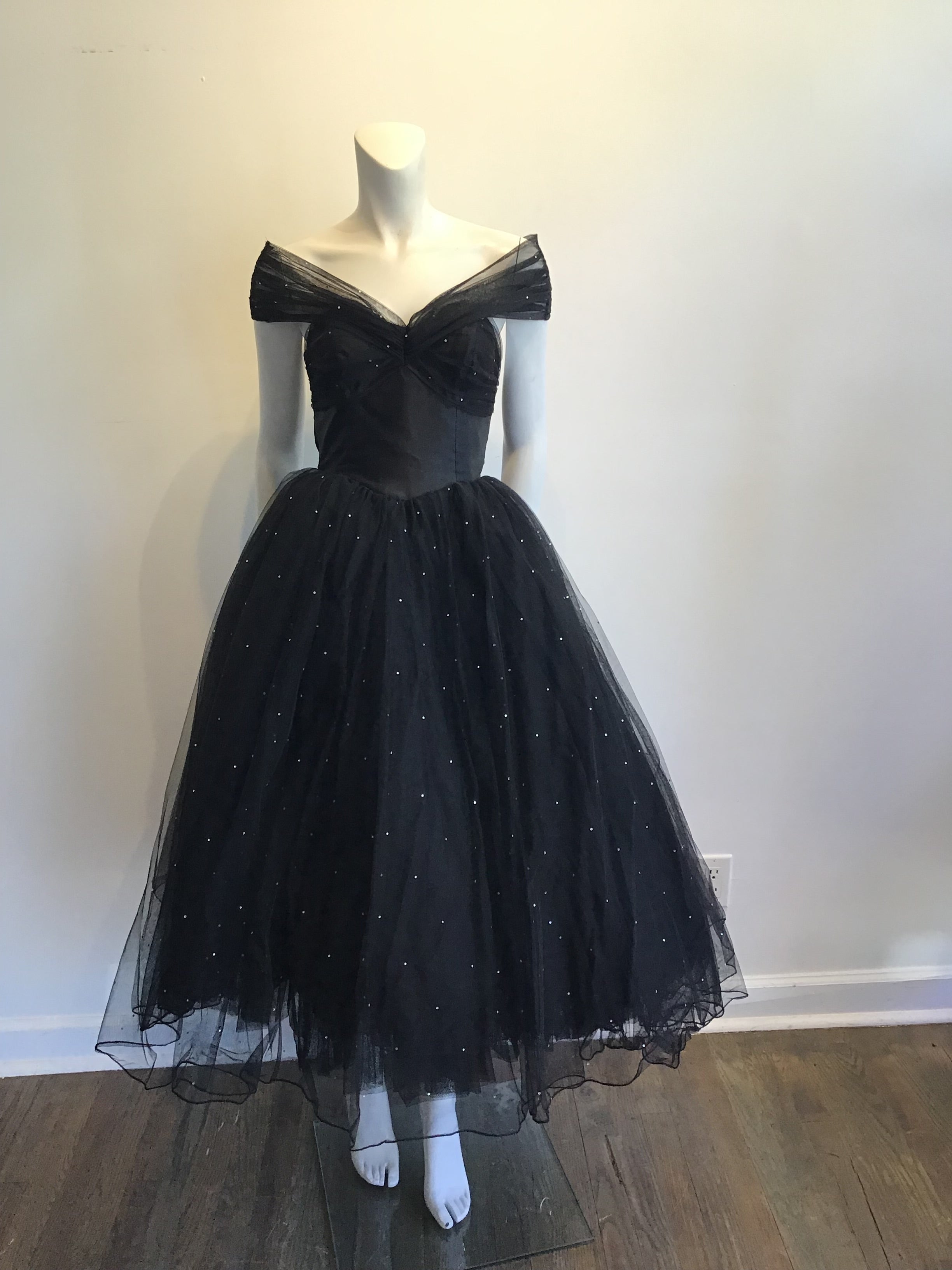 1980s David Fielden Black Tuille Strapless Evening Gown Size 4