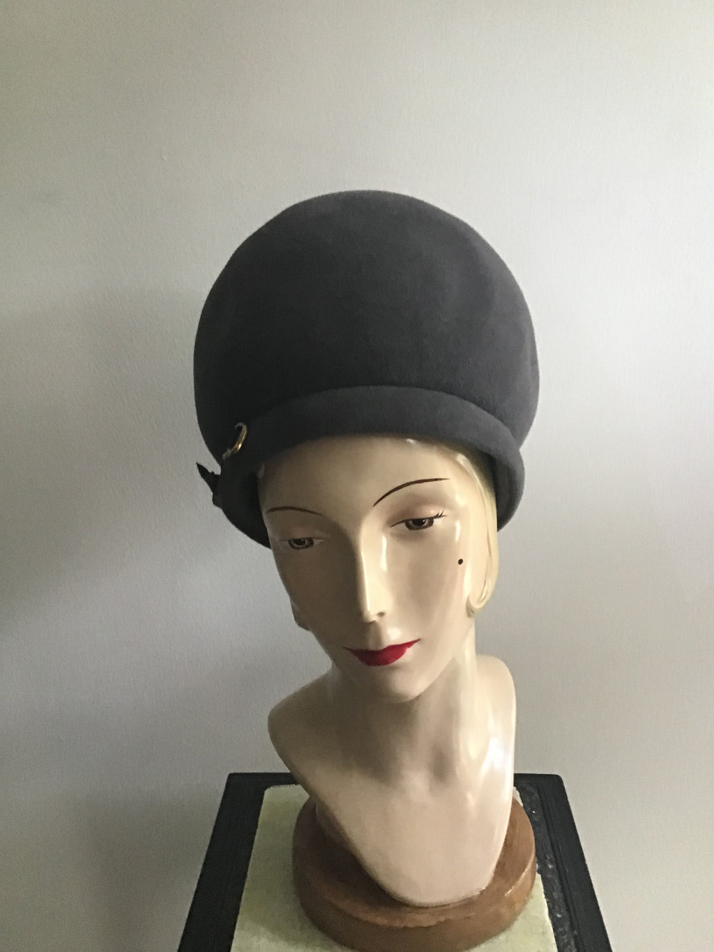 1960s Mr John Jr Gray Wool Hay
