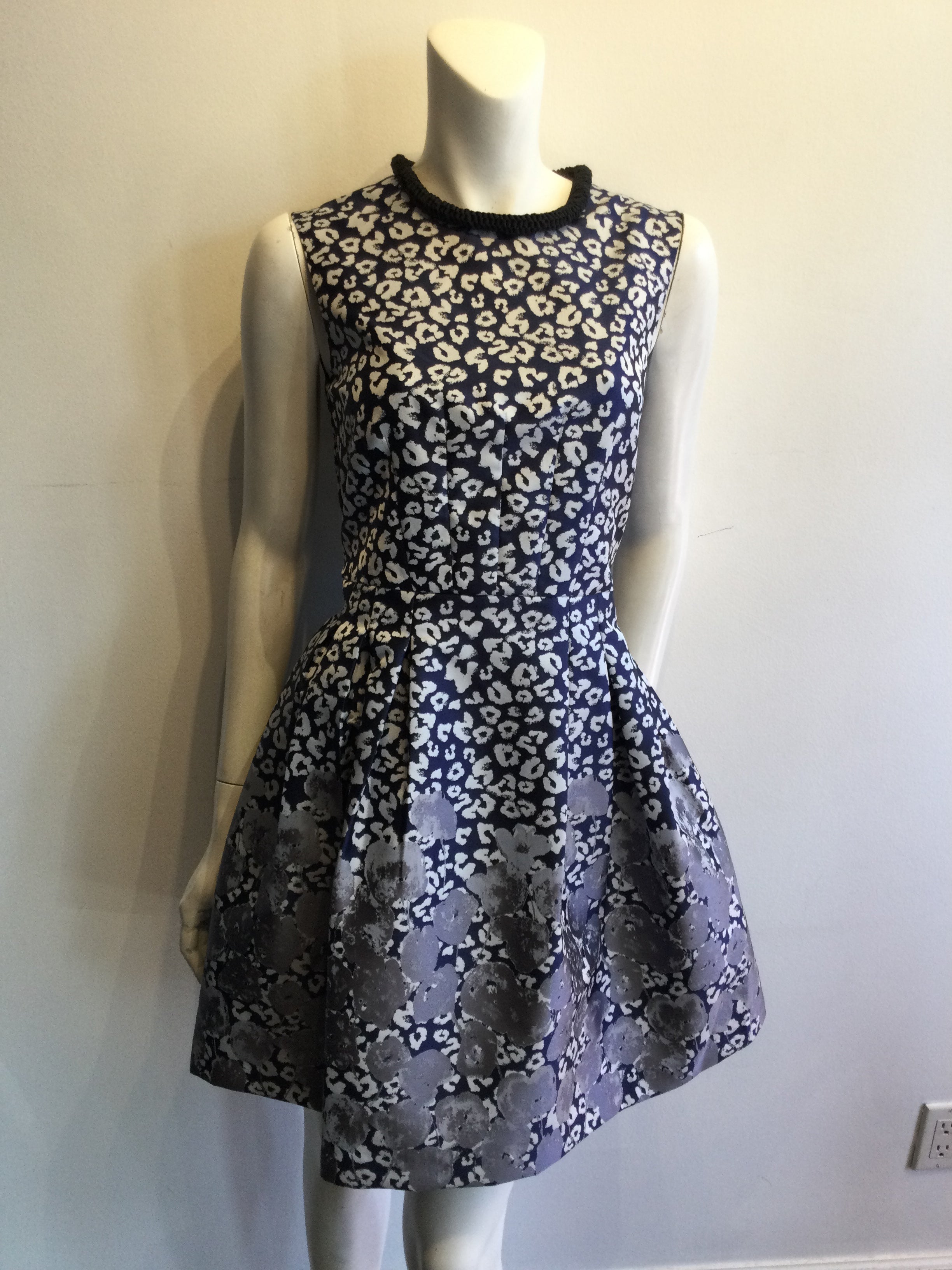 2000’s Bagley Mischka White and Blue Polyester Dress Size 6
