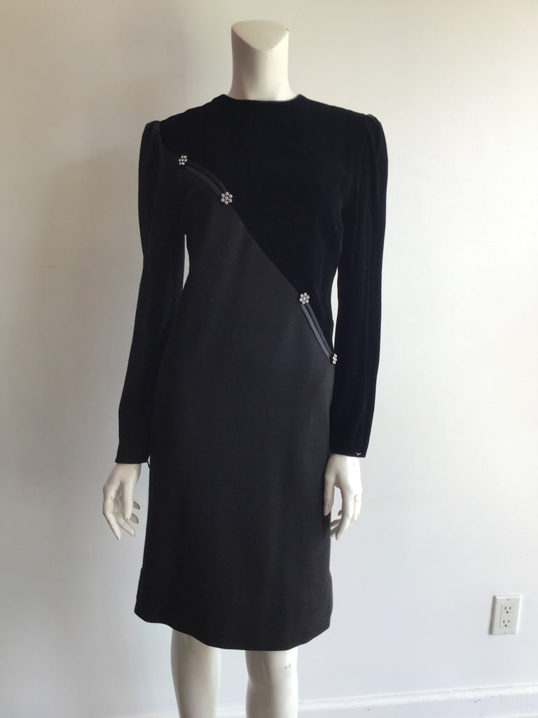 1980’s Black Wool and Silk Velvet Cocktail Dress Size 10