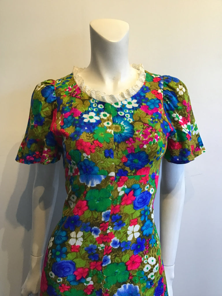1970’s Green Floral Cotton/Polyester Lace Trim Maxi Dress Size 8/9