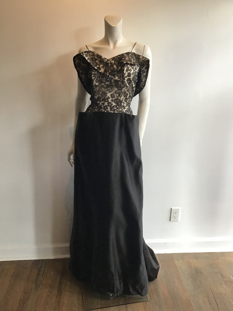 Black Silk  taffetta 1950s lace topped gown with train