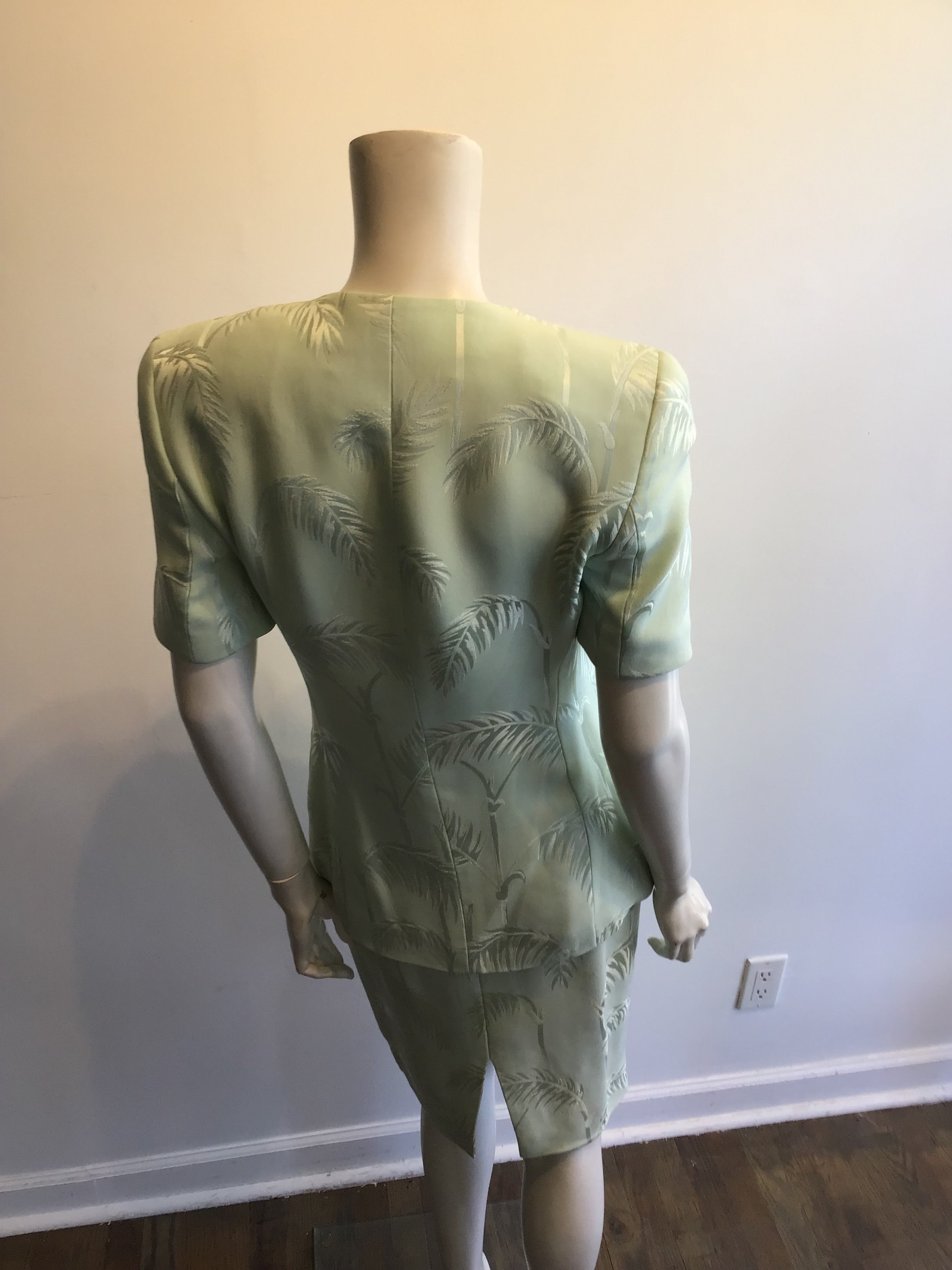 1980’s Mint Green Silk Louis Féraud  Size 4