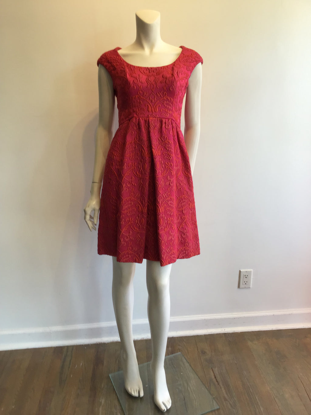 1960’s Sarmi Pink Silk Brocaded dress with Jacket Size. 6