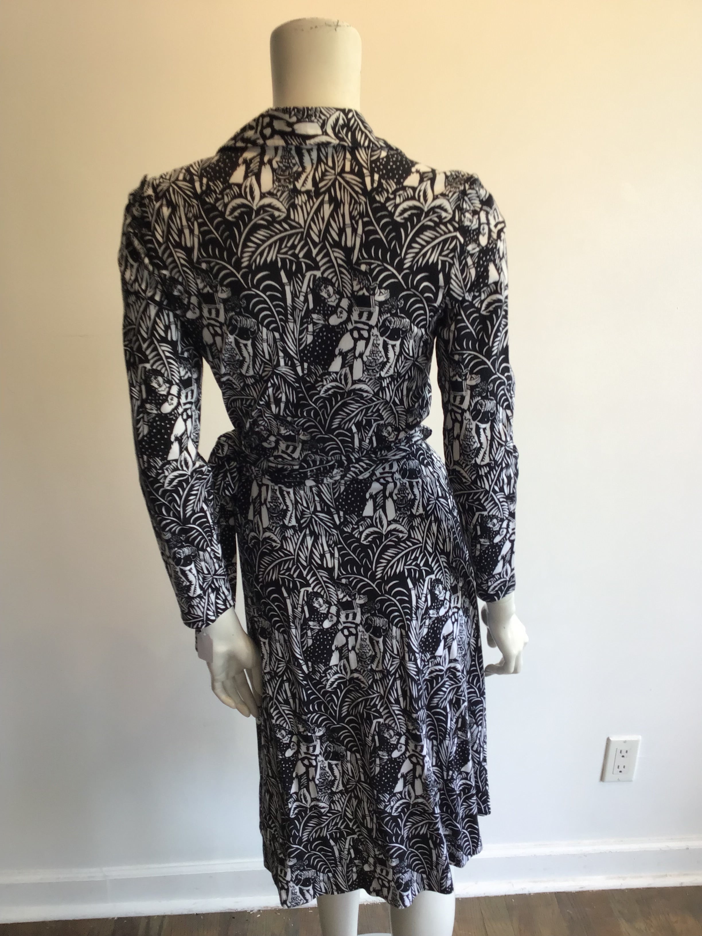 1970’s Black/White Diane Von Fürstenberg Cotton/Rayon Wrap Dress Size 8