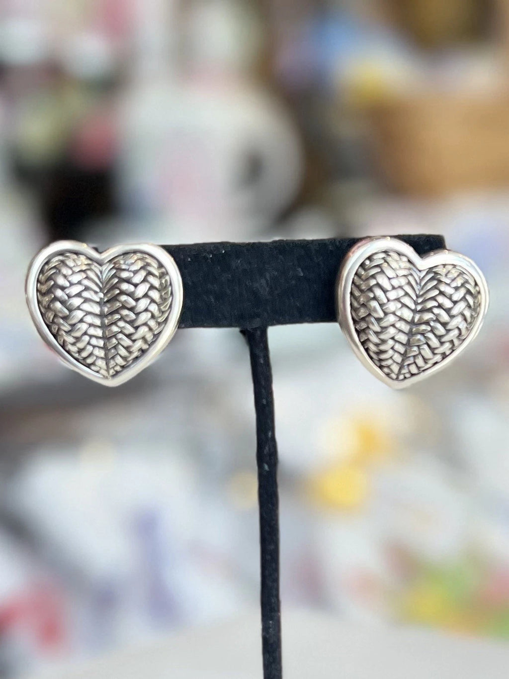 1996 BARRY KIESELSTEIN CORD STERLING SILVER OMEGA CLIP BRAIDED HEART EARRING