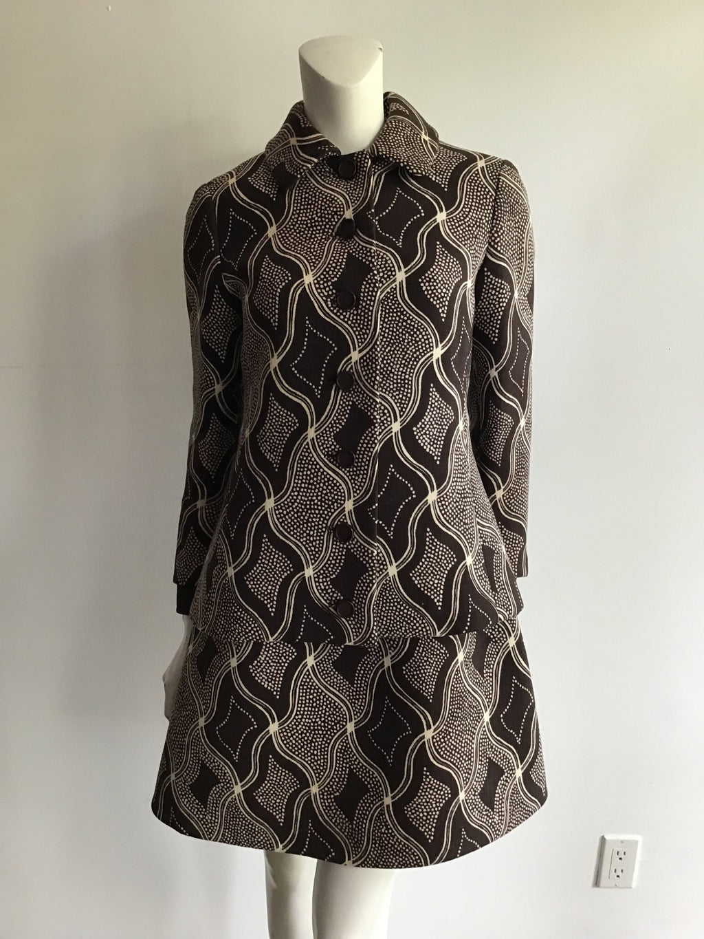 1960s Wool/Wool Crepe Brown Printed Dress with Jacket and Scarf Size 8