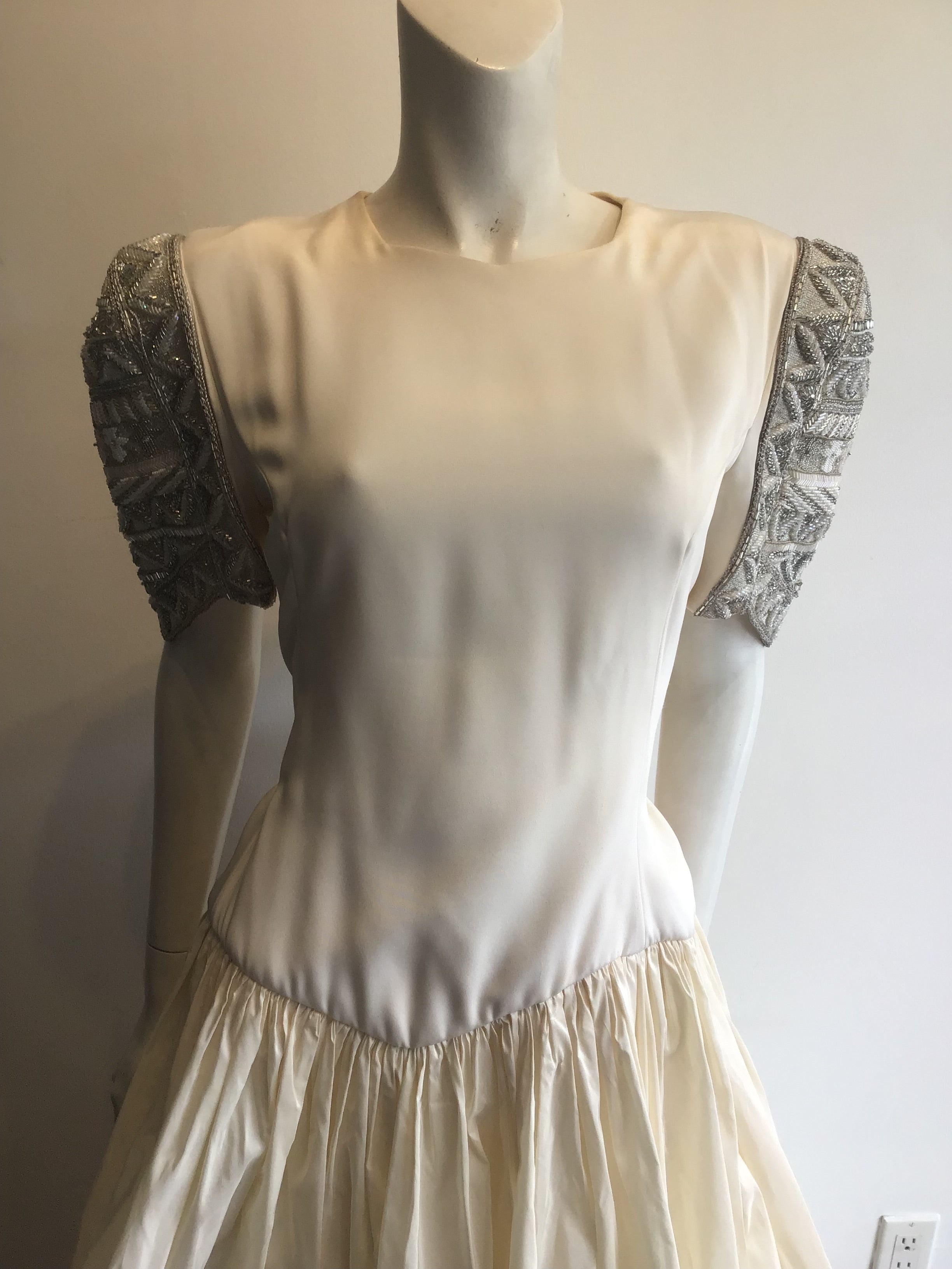 1980’s Cream Silk Taffeta Evening Gown Size 10