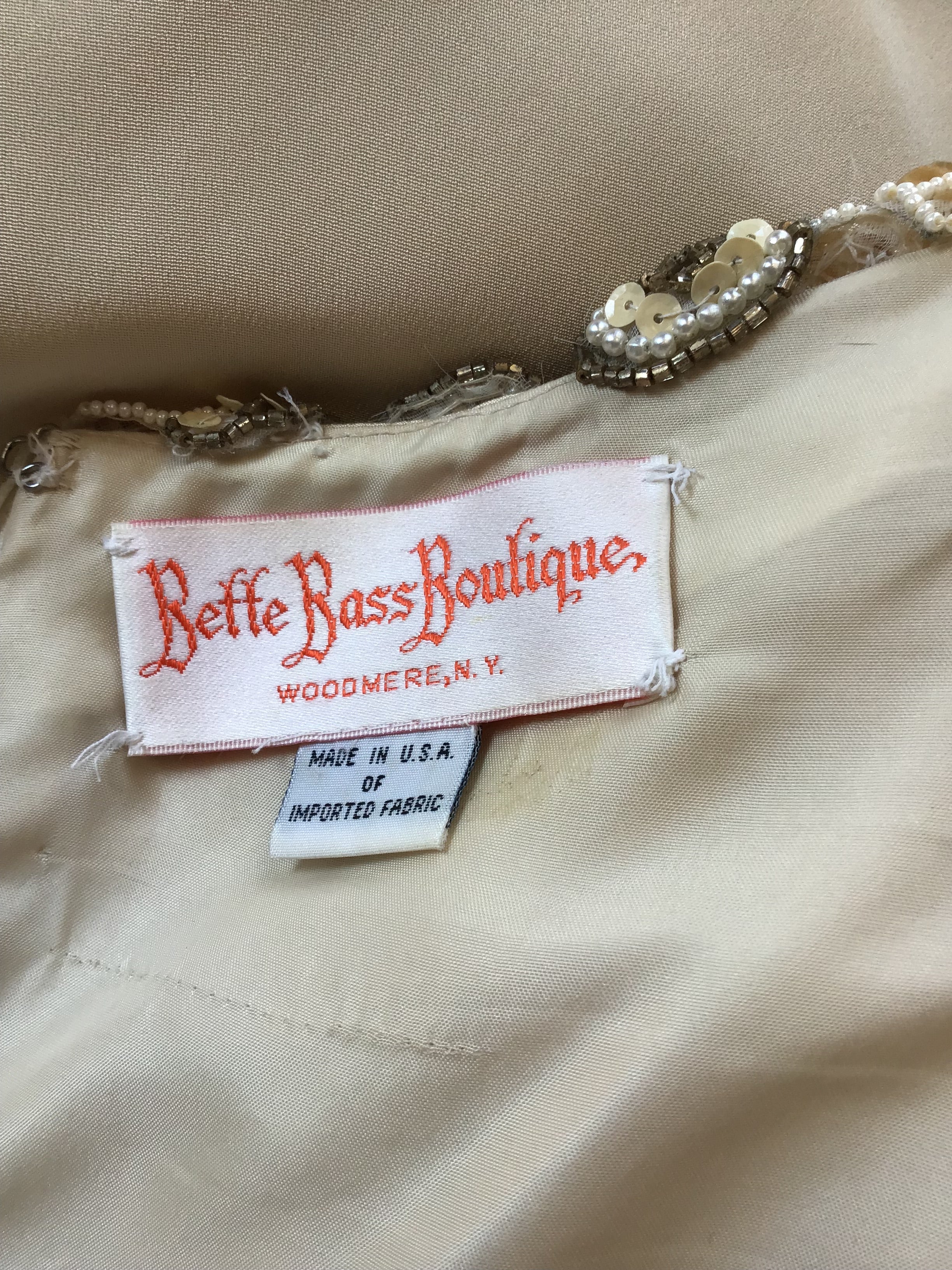 1980’s Silk Bette Bass Cream Cocktail Dress Size 6