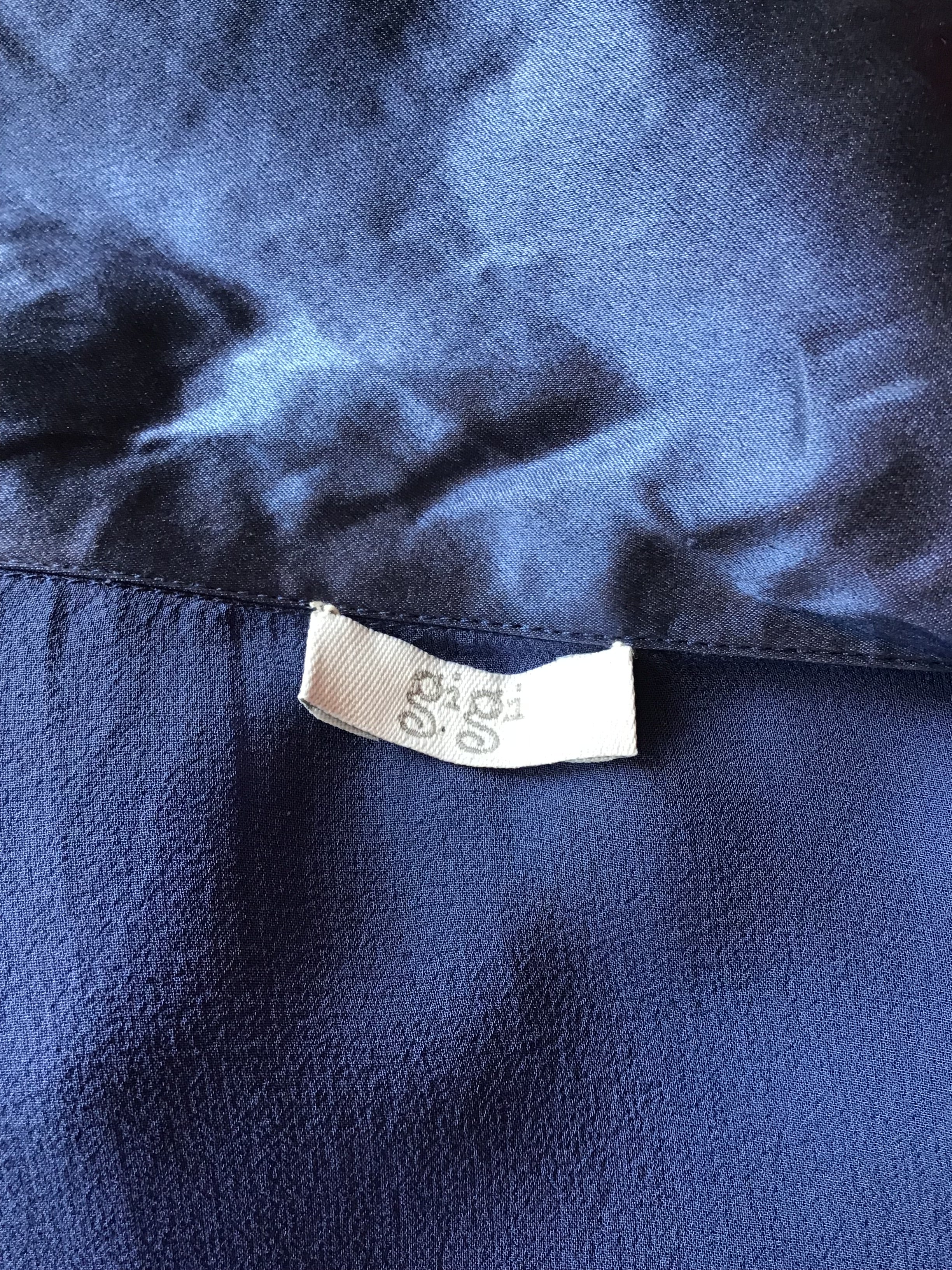 2000’s Blue Silk Gigi Robe Size 8