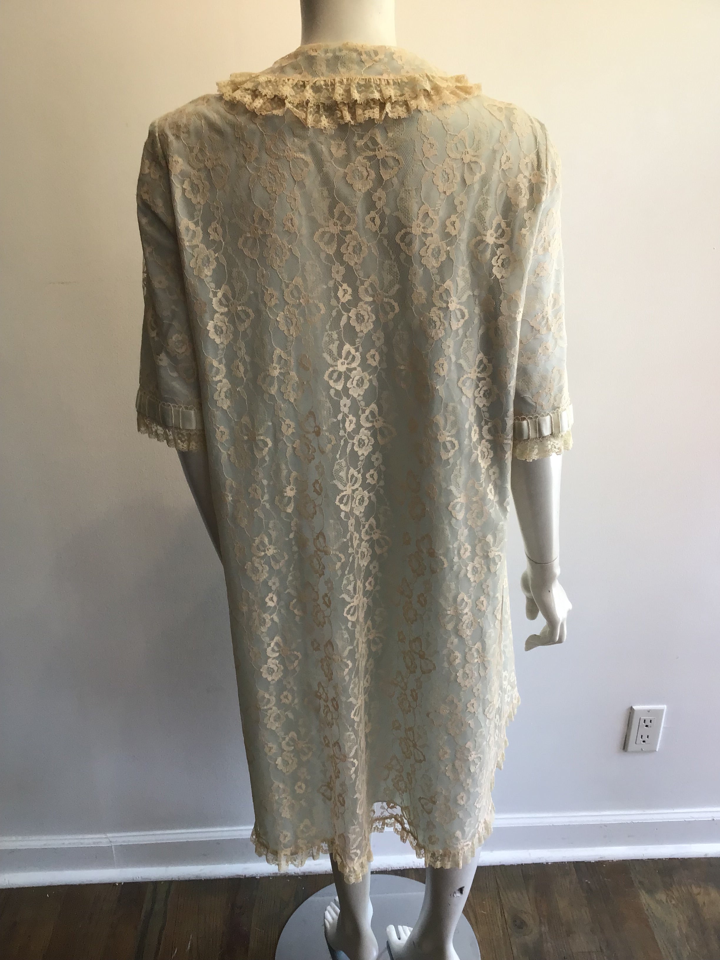 1950’s Silk/Cotton Lace Odette Barsa Robe Size 8