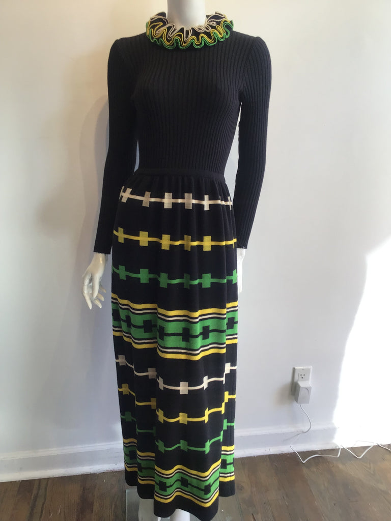 1970’s Black Wool Blend Knit Dress Size 6