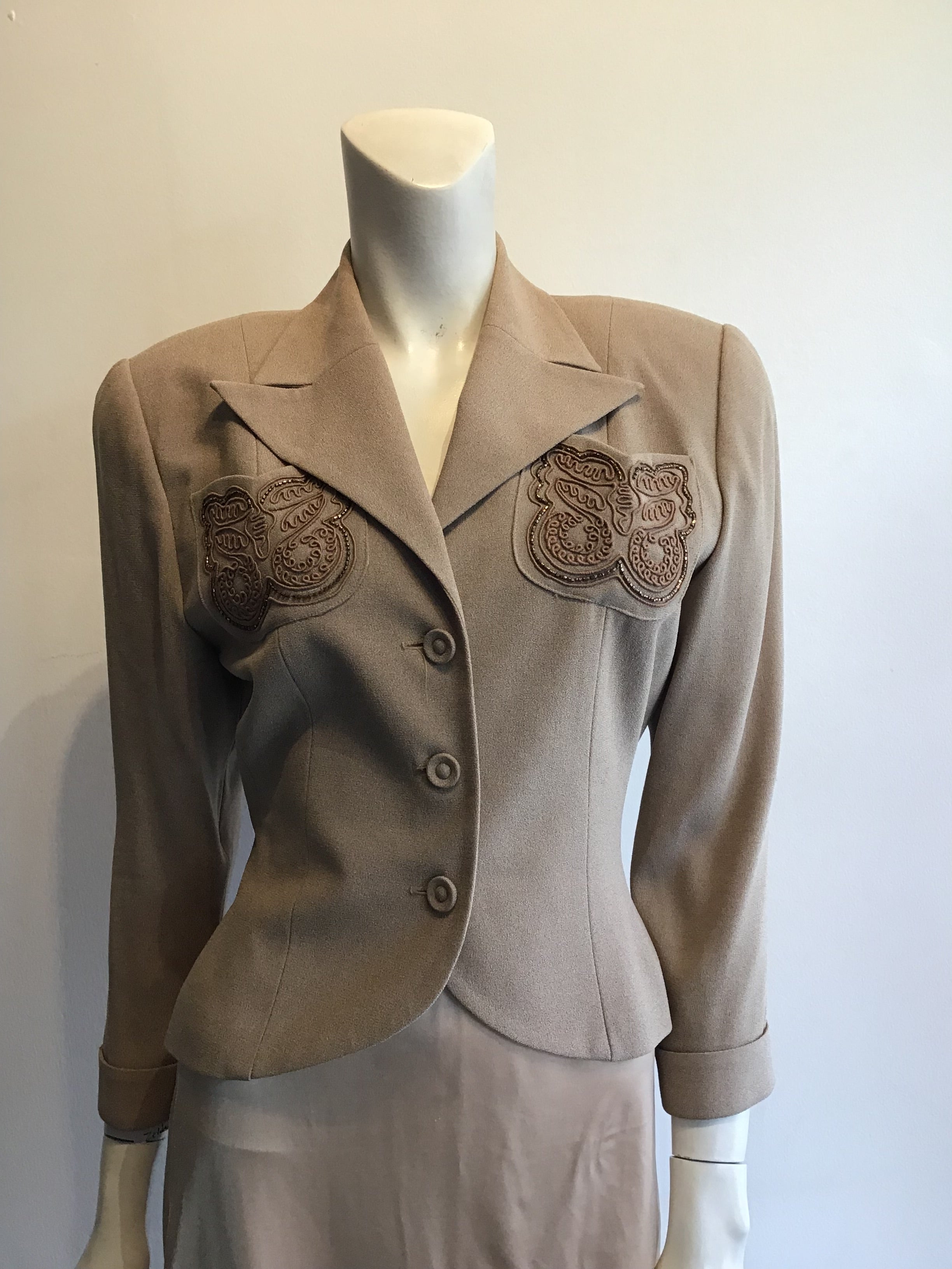 1980’s Tan Rayon Zelda Jacket Size 6 Petit