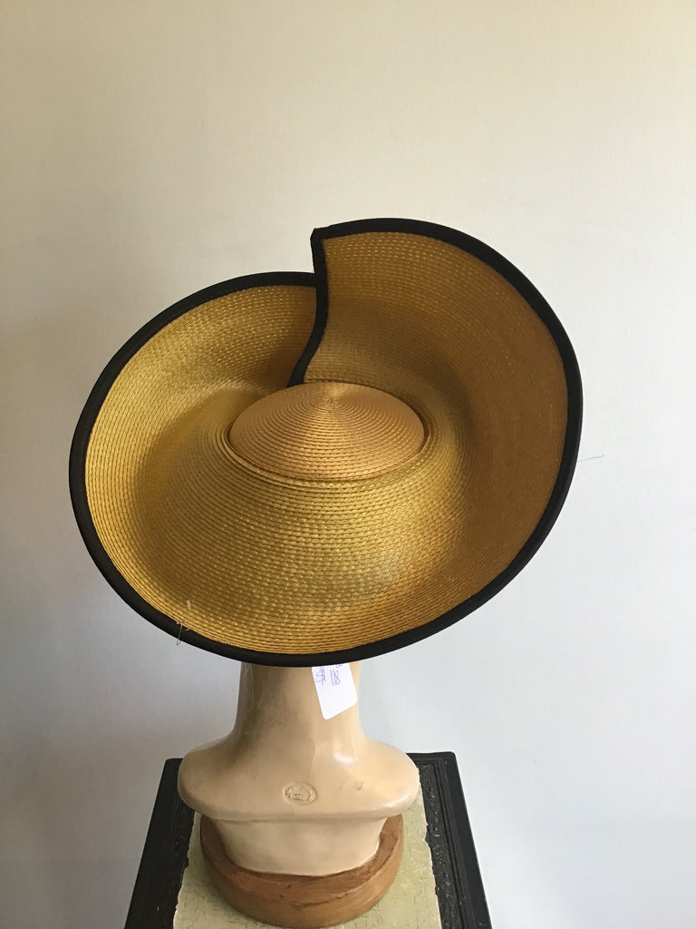1990s Straw hat done in the 1940s Style