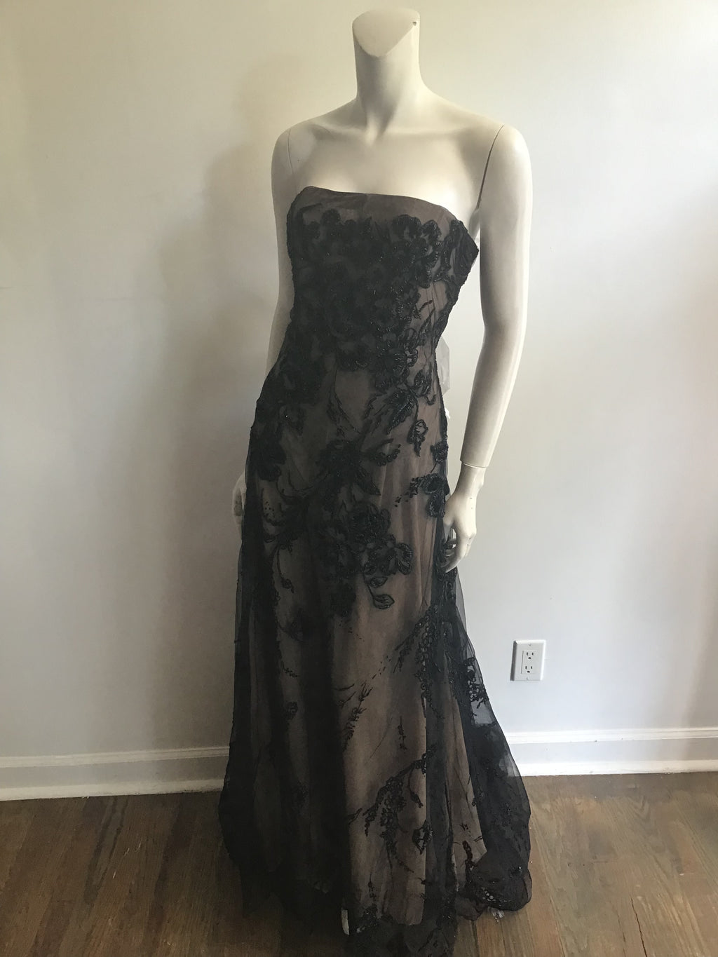 1990s Bagley Mischka black/beige Black beaded Evening gown with train