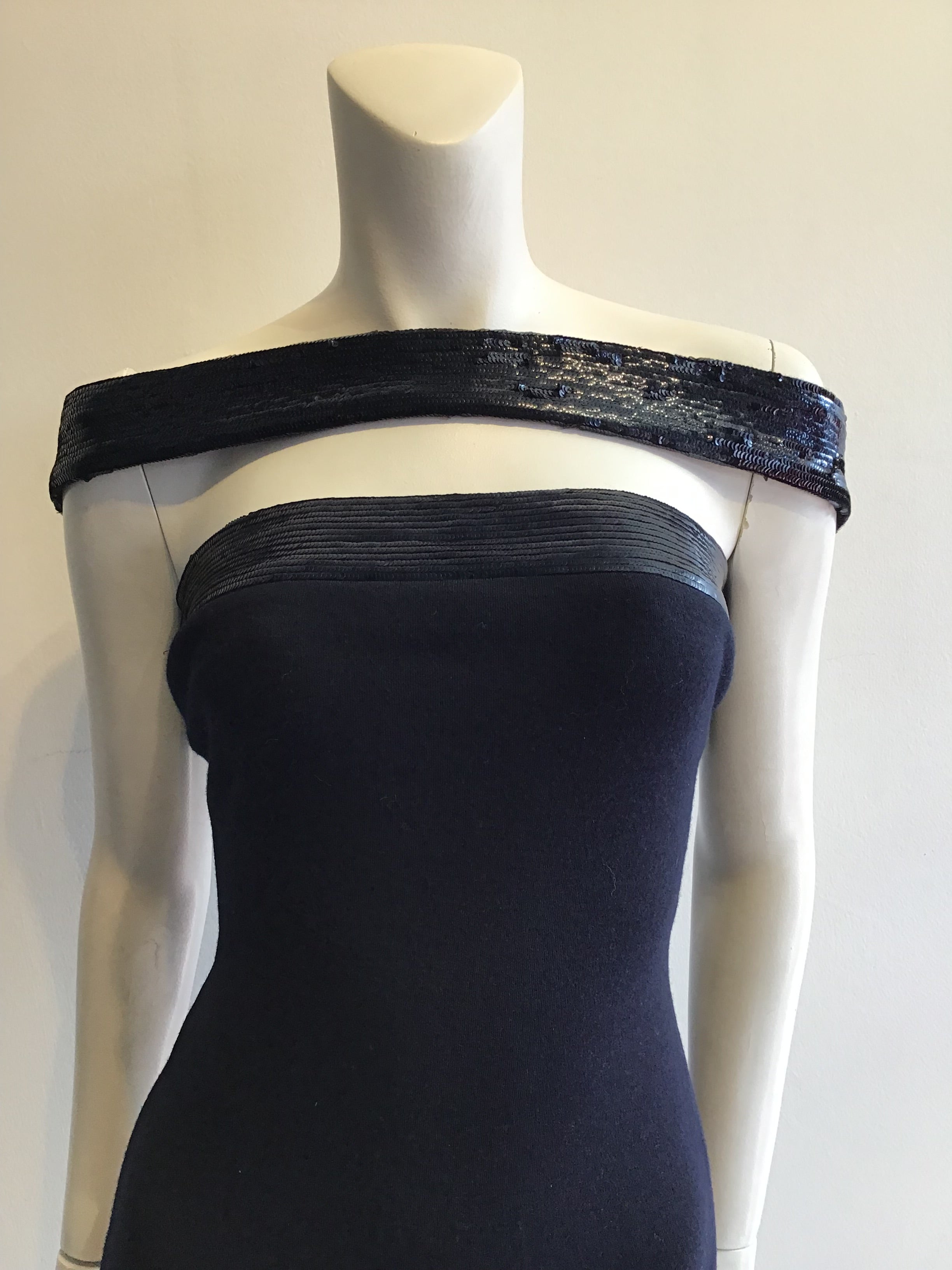 1990’s Donna Karan Navy Blue Wool Cocktail Dress Size 6