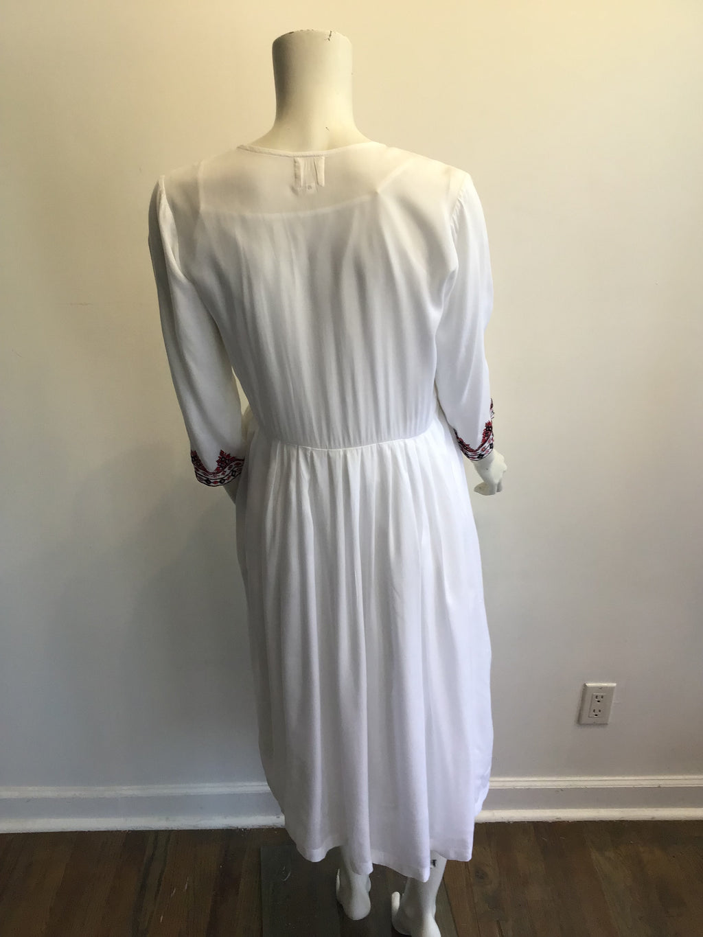 2000s Olivia Dar Cotton Embroidered White Dress Size 10