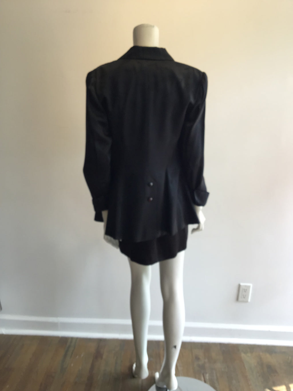 1980’s Black Silk 3 Piece Cocktail Ensemble Size 8