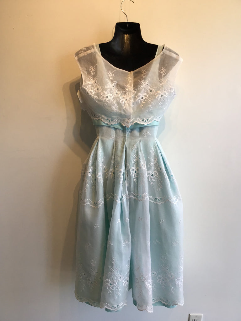 1950s White Cotton Organza with Blue Silk Taffeta Lining Dress  Size 4