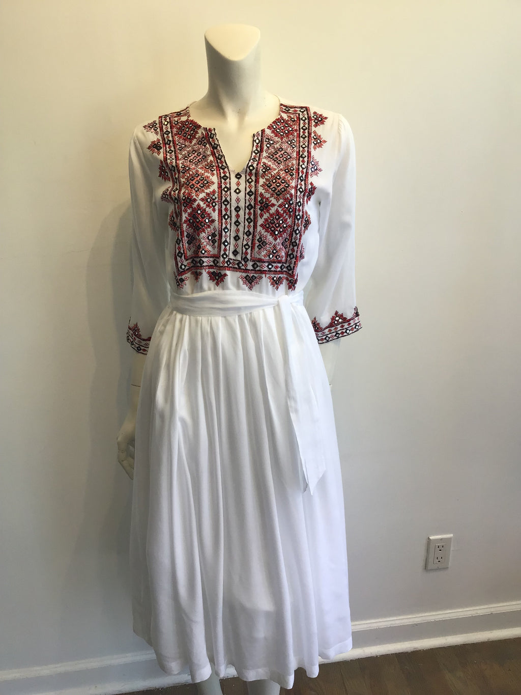 2000s Olivia Dar Cotton Embroidered White Dress Size 10