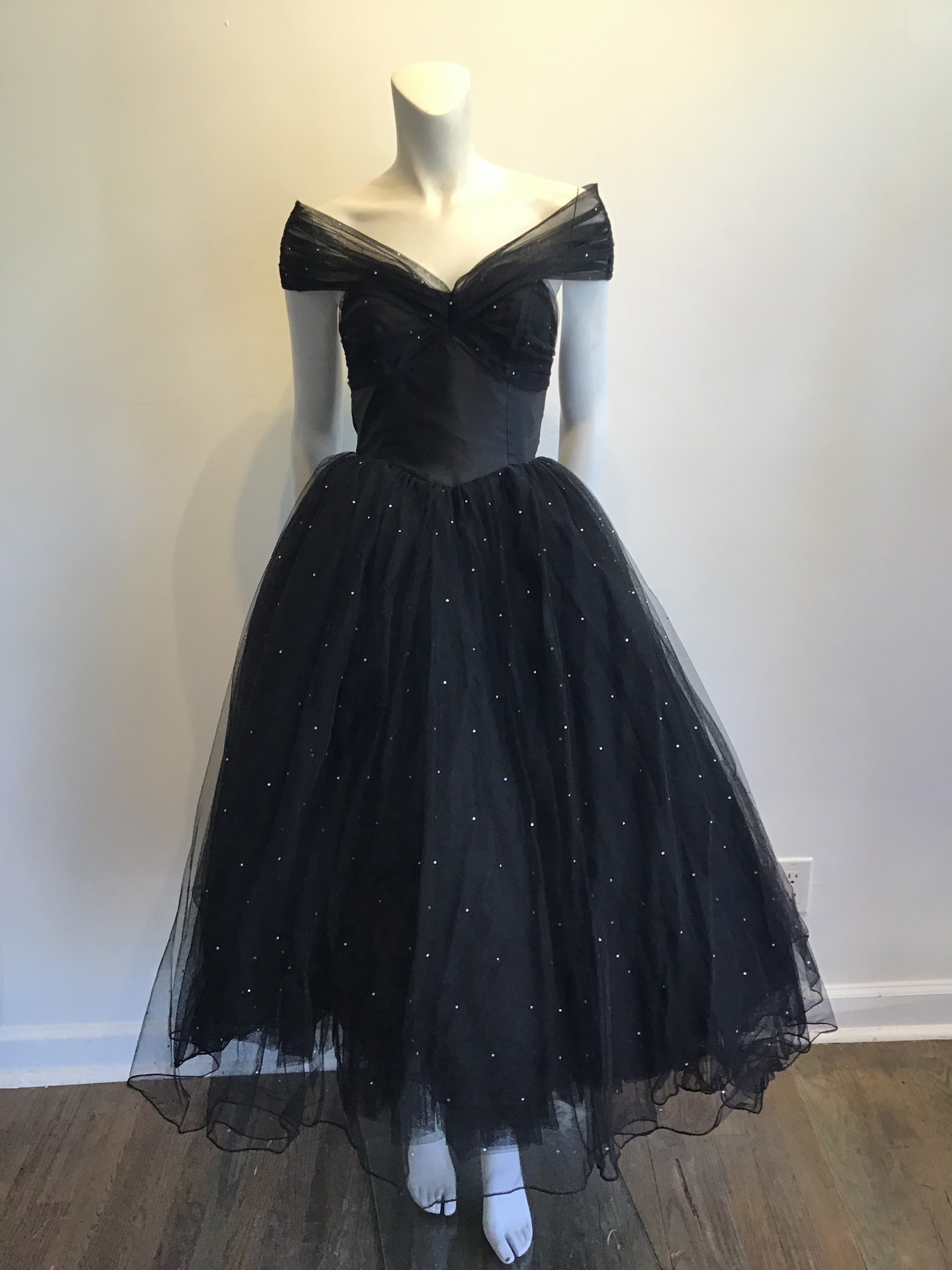 1980s David Fielden Black Tuille Strapless Evening Gown Size 4