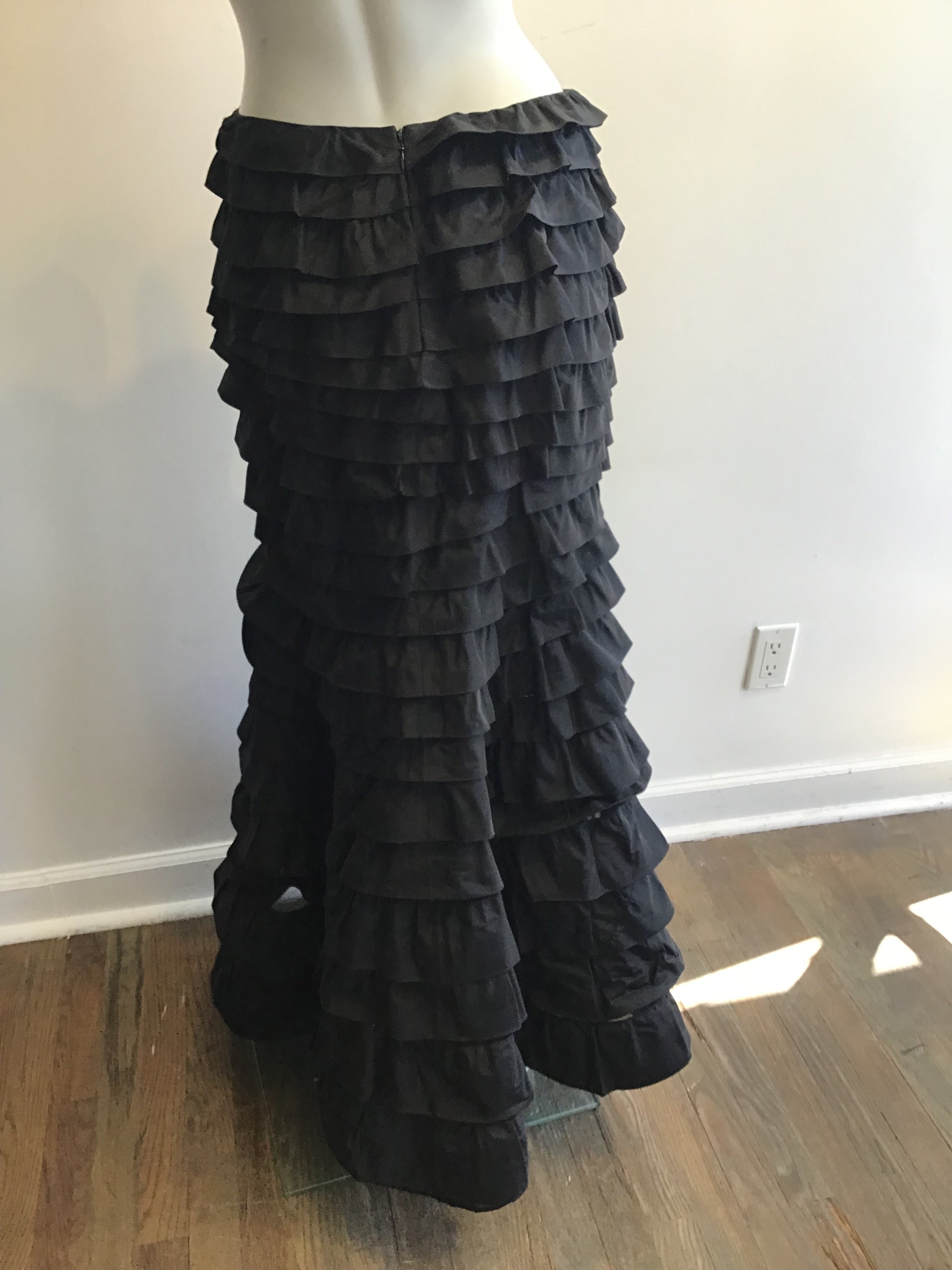 1990’s  Per Se Silk Taffeta Flamenco Skirt Size 6