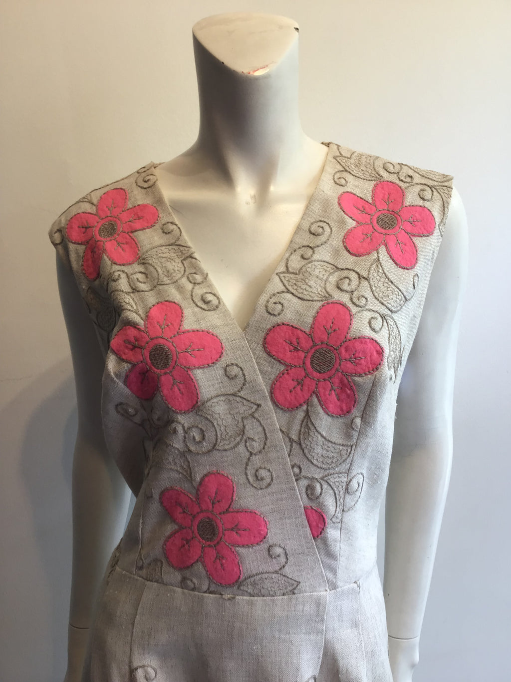 1960’s Cream and Pink Linen Maxi Dress Size 16