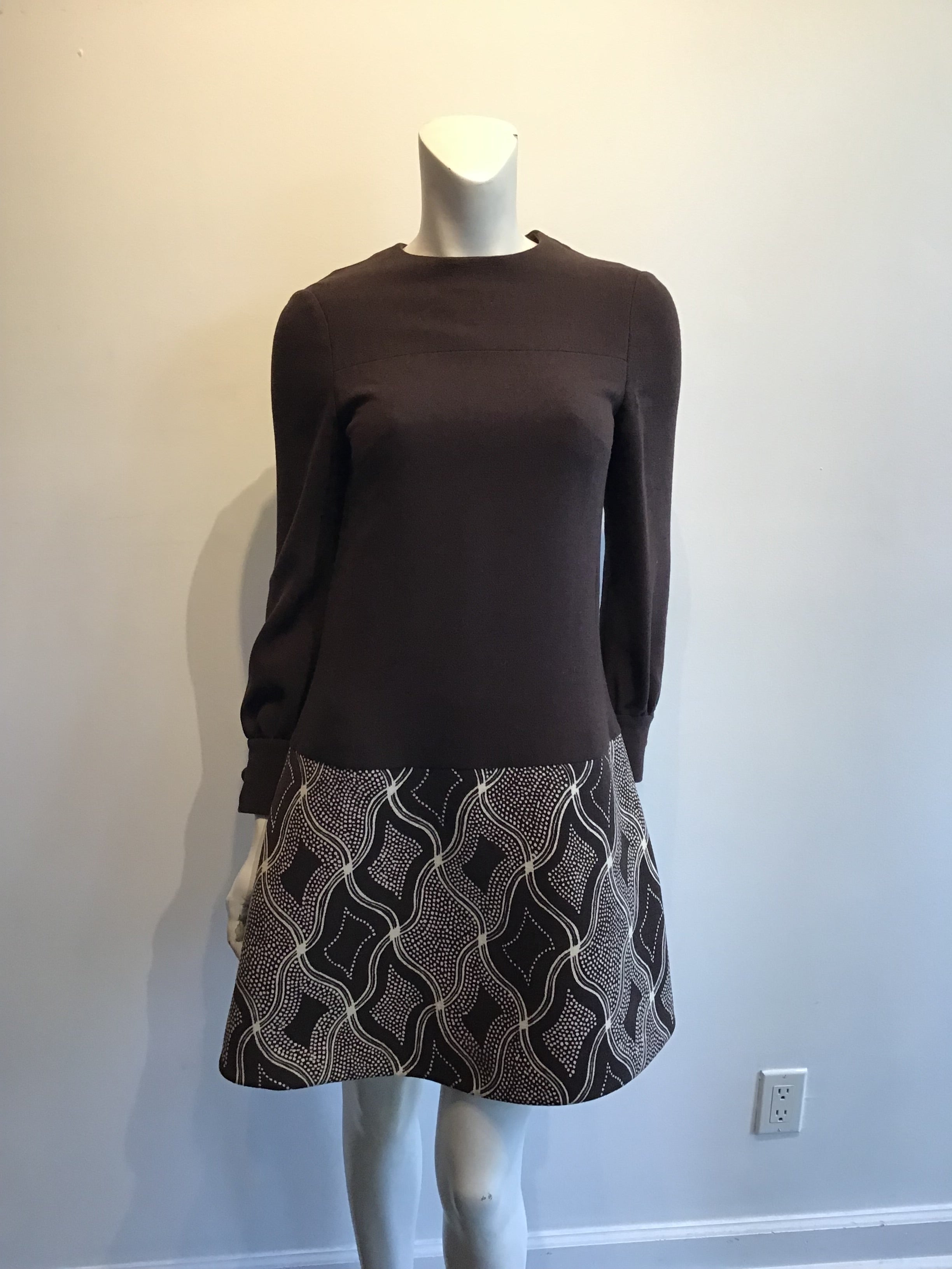 1960s Wool/Wool Crepe Brown Printed Dress with Jacket and Scarf Size 8
