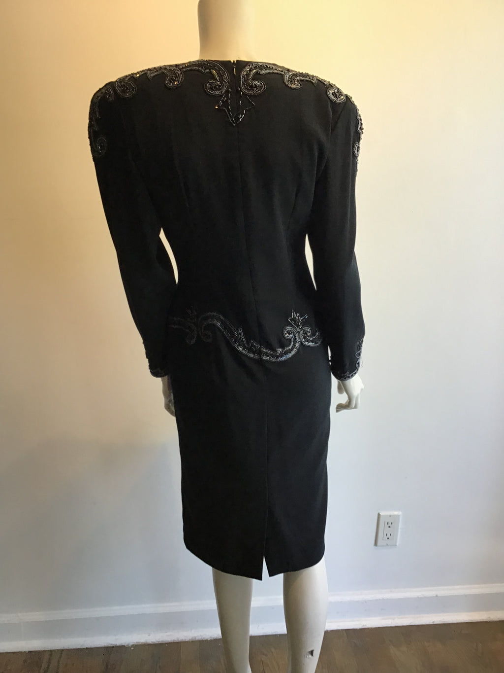 1980’s Black Polyester D’Ore Cocktail Dress Size 8