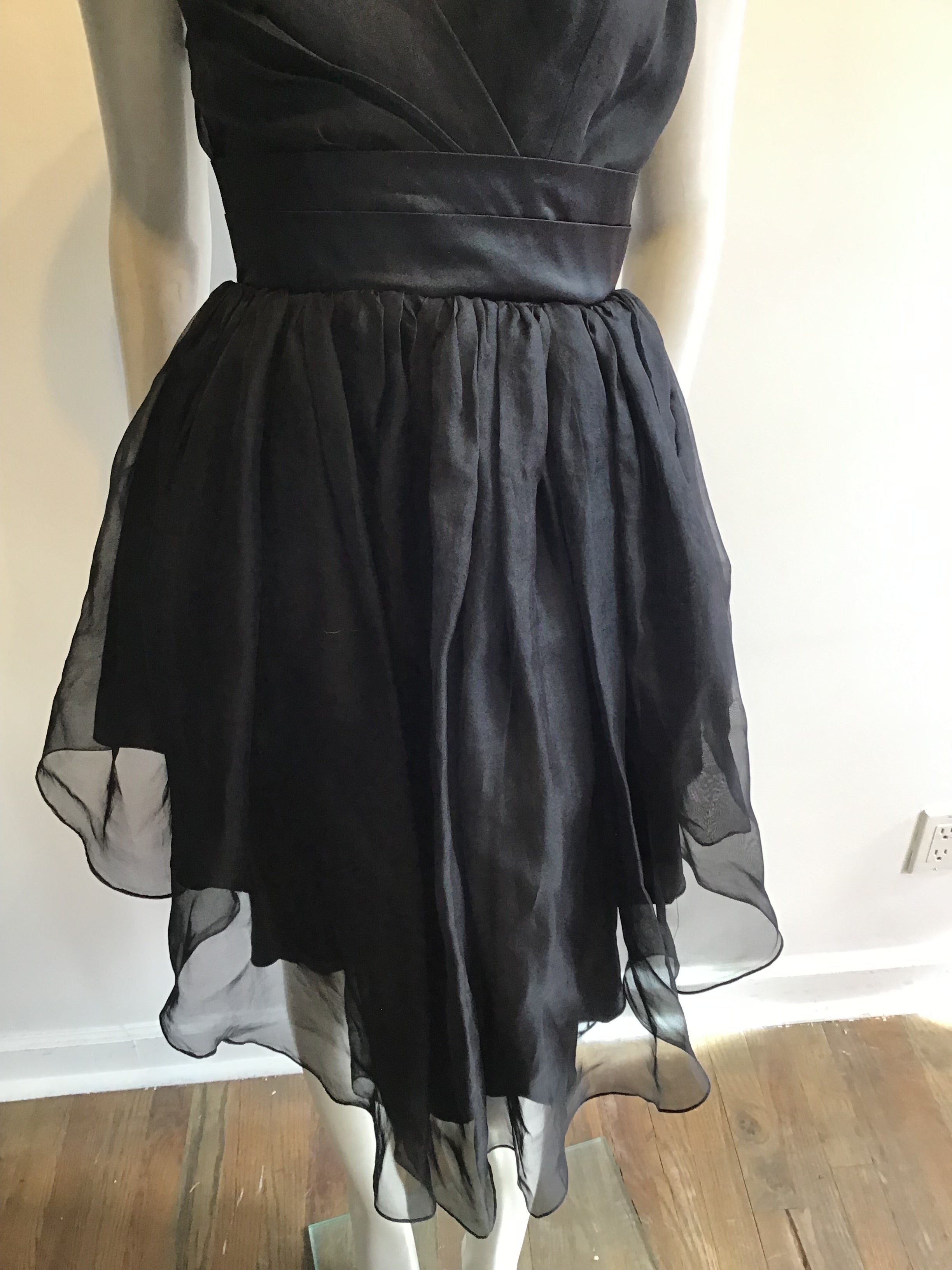1980’s Black Chiffon Silk Blend Cocktail Dress Size 6