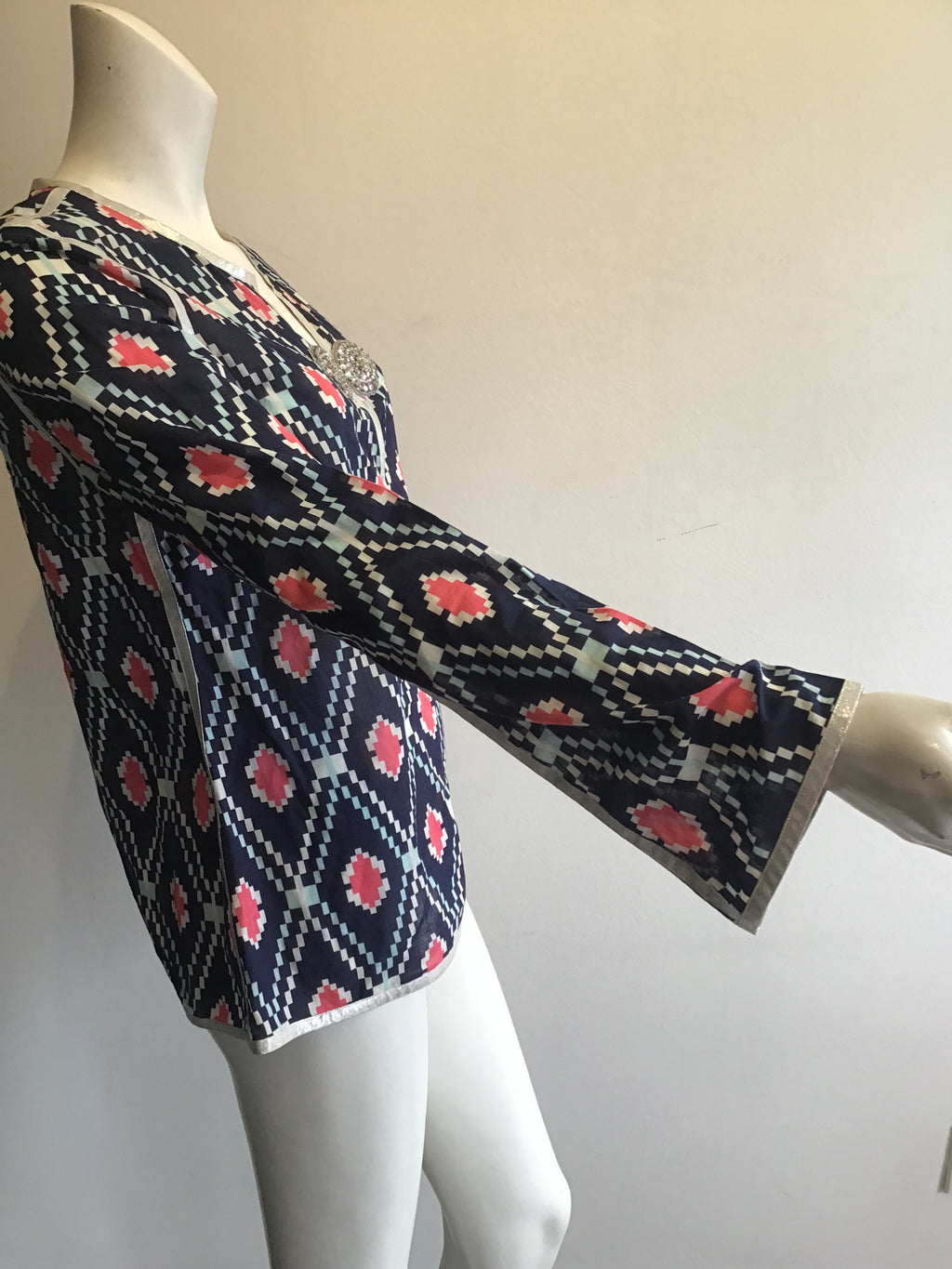 2000’s Tory Burch Cotton Blue Printed Top Size 10