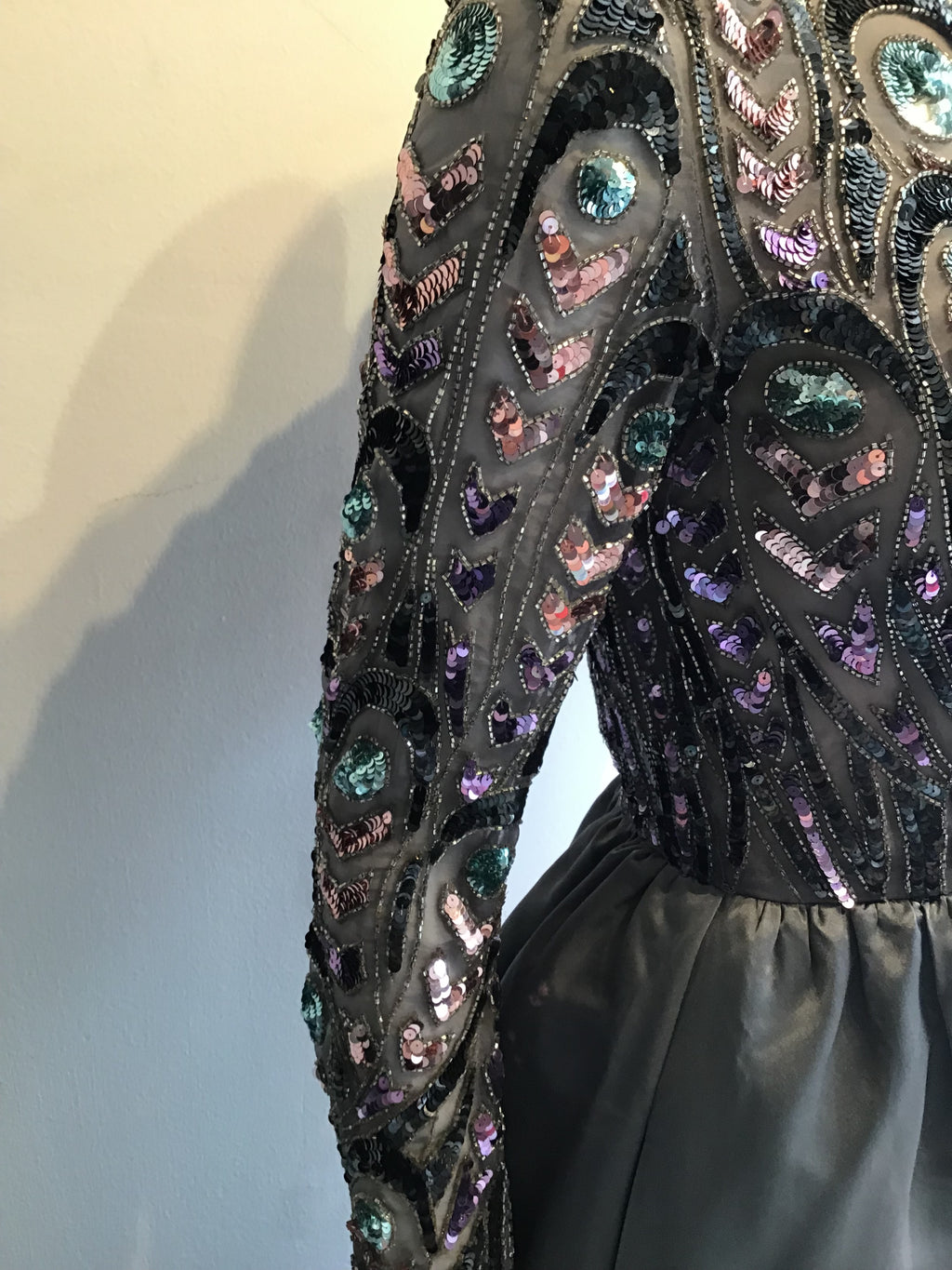 1970’s Silk Sequins Gray Victoria Royal LTD Evening Dress Size 4