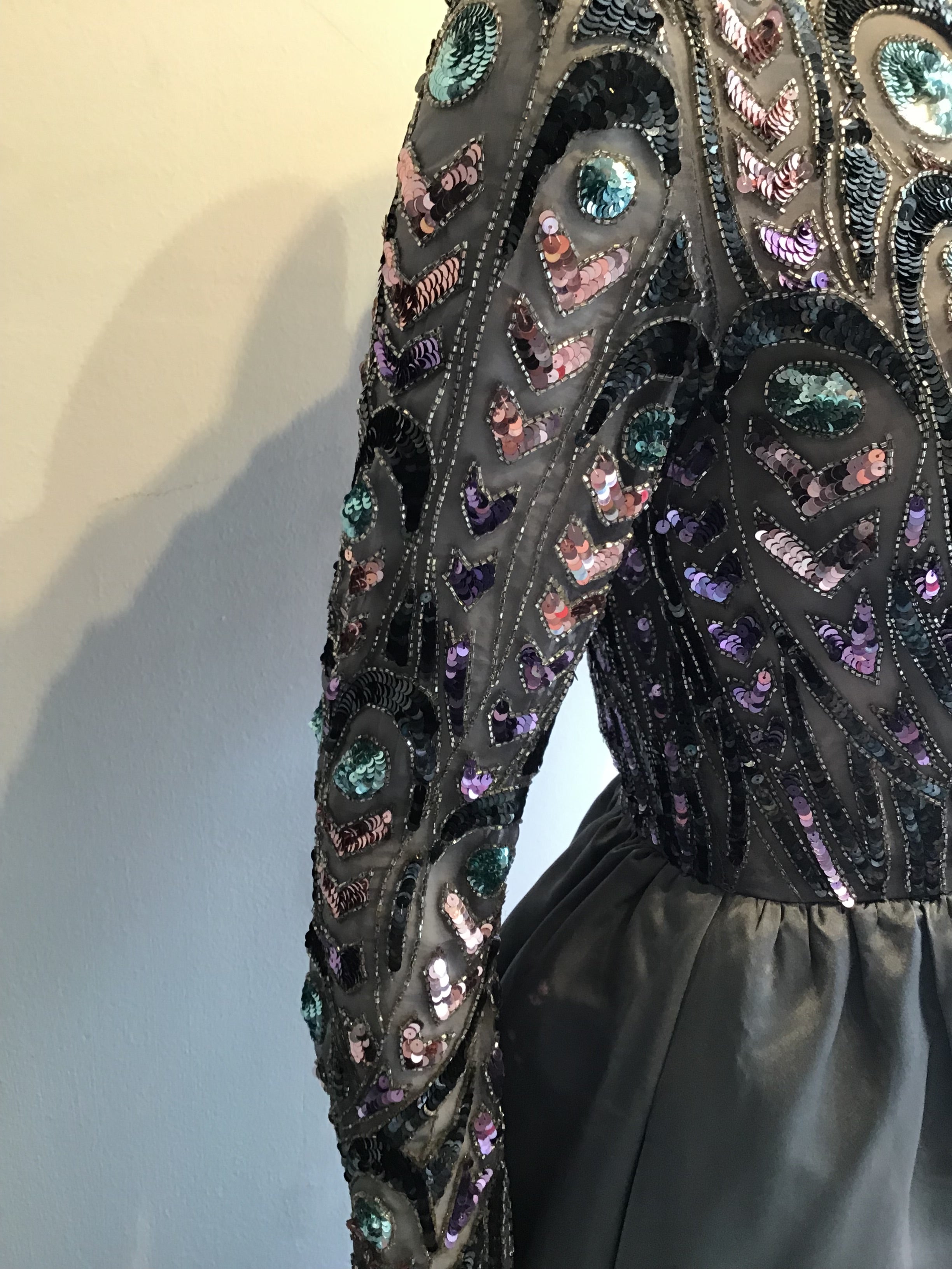1970’s Silk Sequins Gray Victoria Royal LTD Evening Dress Size 4