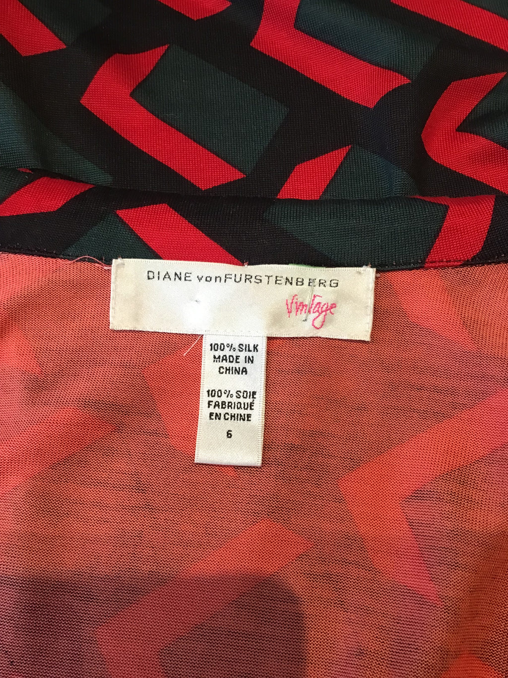 2000 Diane Von Fürstenberg Red and Black Top Size 6