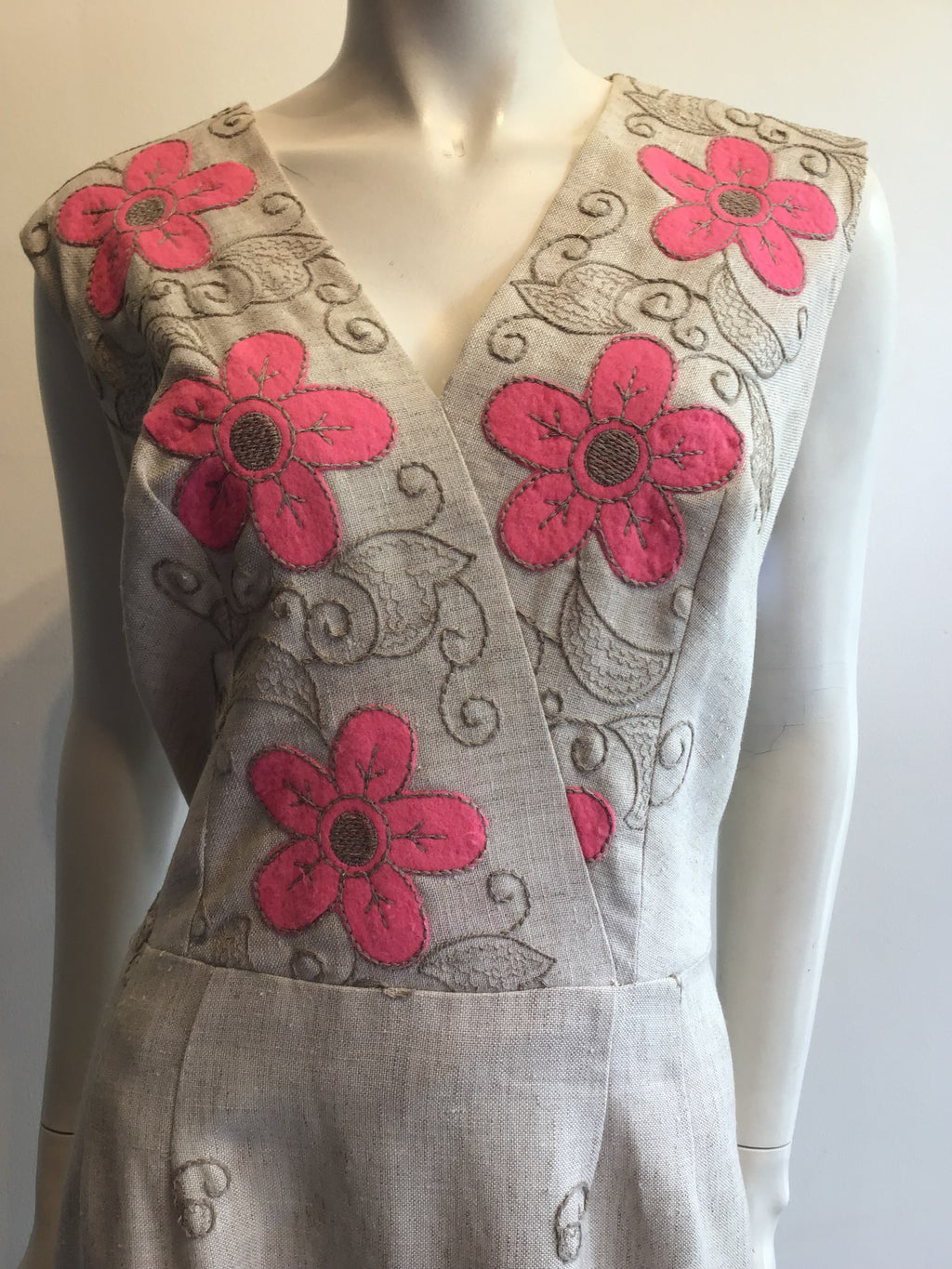 1960’s Cream and Pink Linen Maxi Dress Size 16