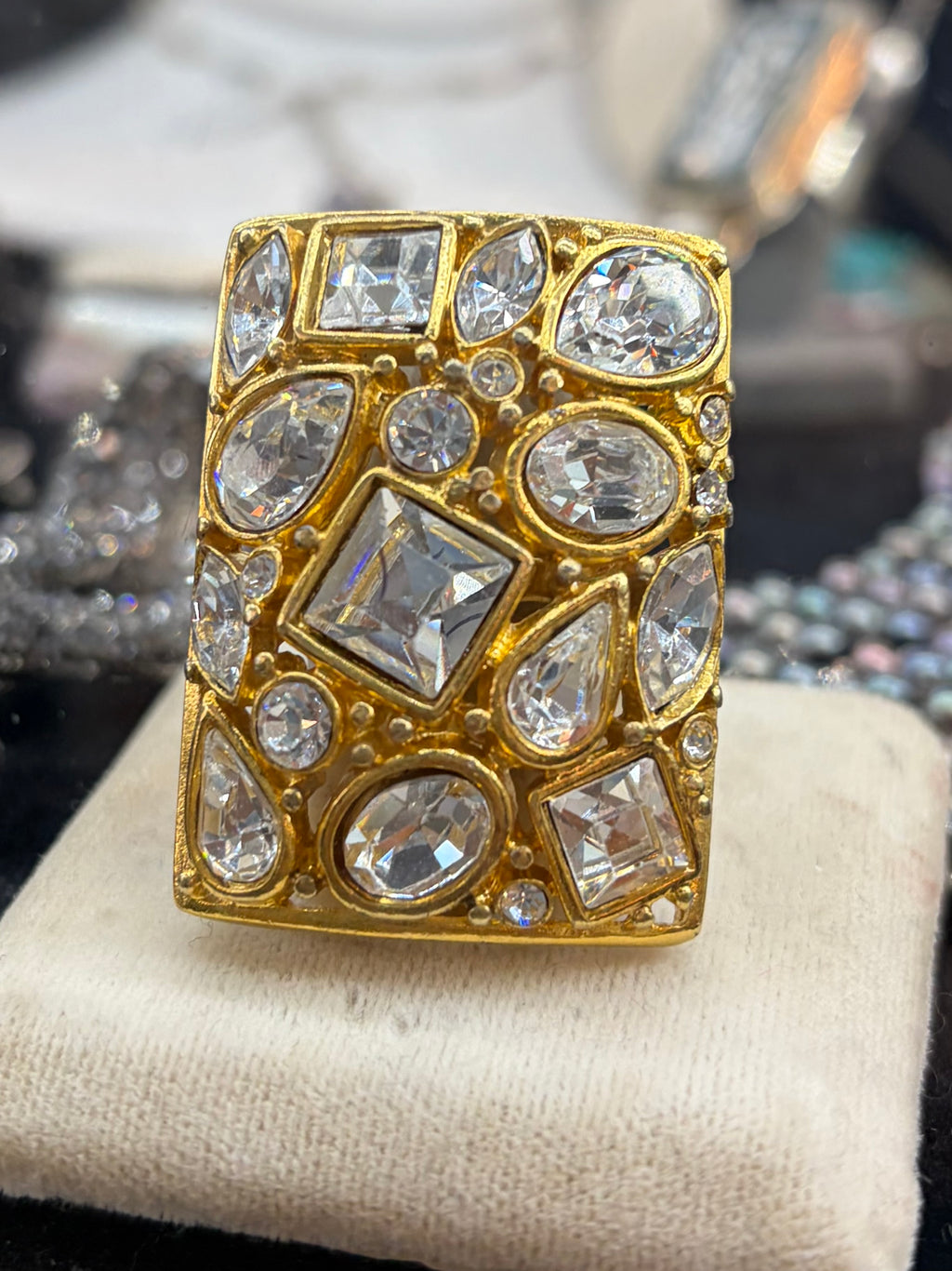 KENNETH LANE RHINESTONE STATEMENT RING SIZE 7
