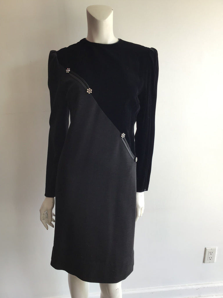 1980’s Black Wool and Silk Velvet Cocktail Dress Size 10