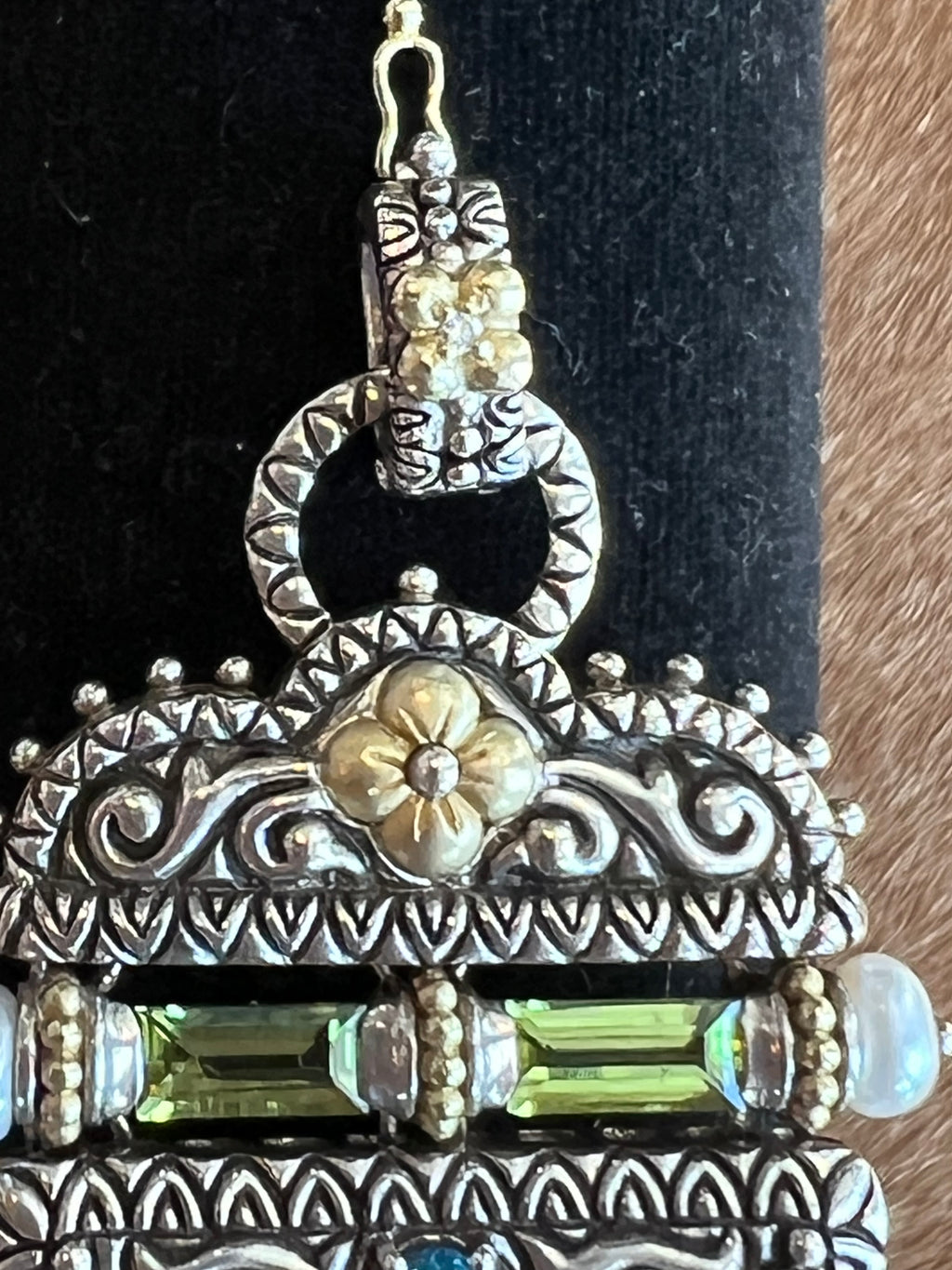 BARBARA BIXBY STERLING , PEARL, BLUE TOPAZ, IOLITE, PERIDOT 18K FLORAL DETAILED BRACELET