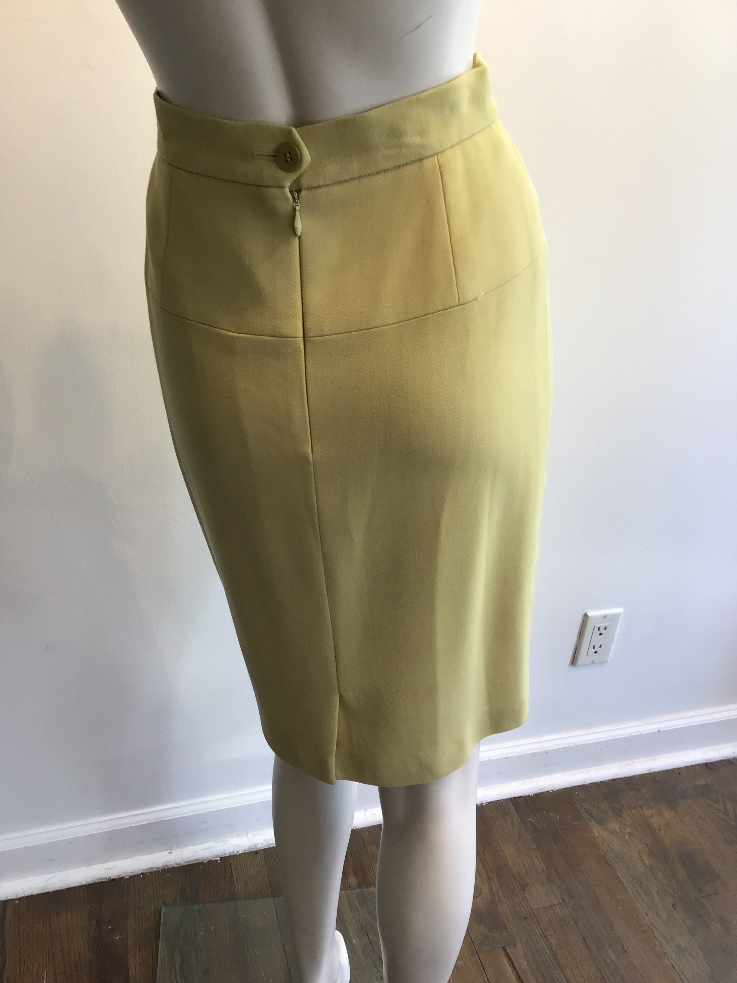 1990’s  Yellow Wool Louis Féraud Skirt Size 4
