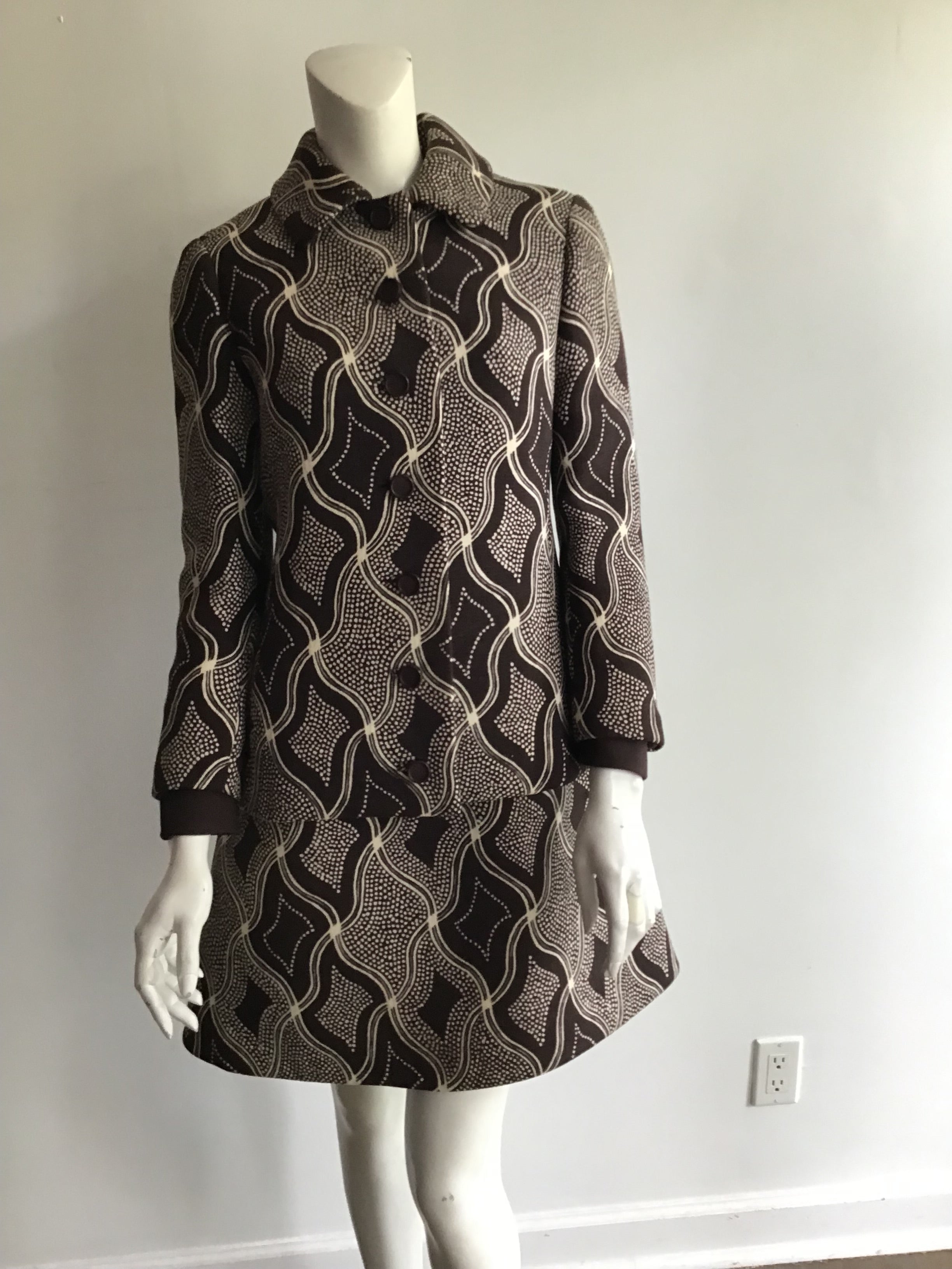 1960s Wool/Wool Crepe Brown Printed Dress with Jacket and Scarf Size 8