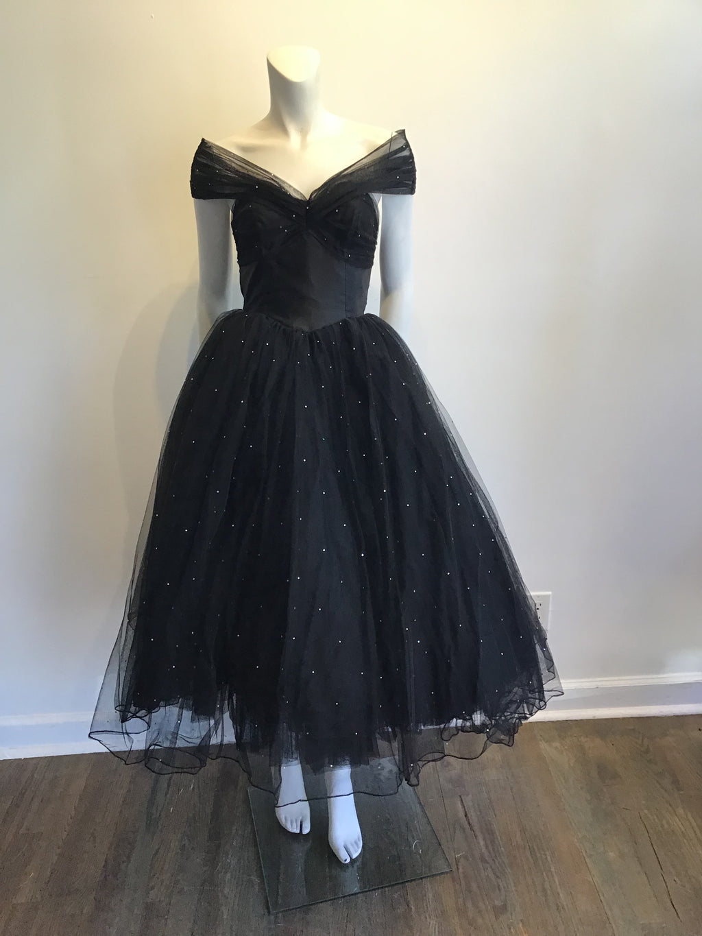 1980s David Fielden Black Tuille Strapless Evening Gown Size 4