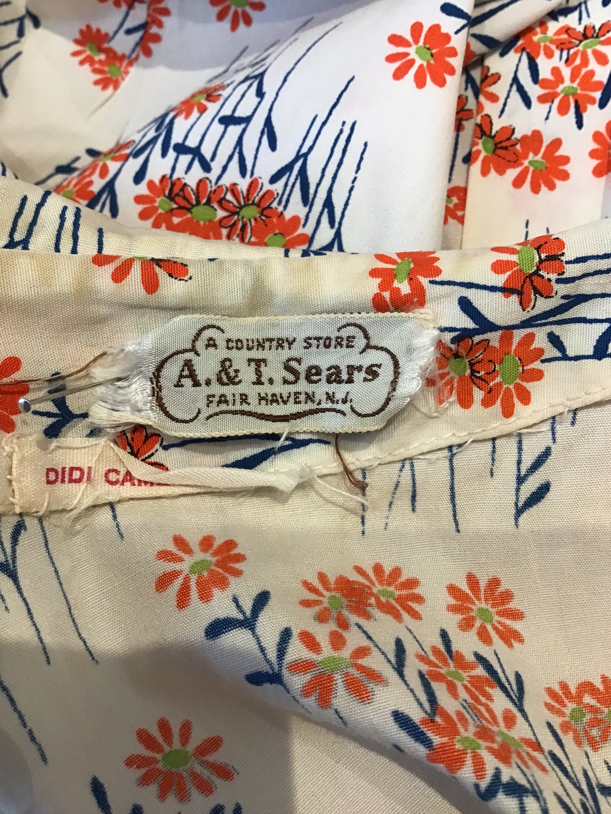 1950’s Cotton A.T. sears White/Orange Floral Printed Top Size 8