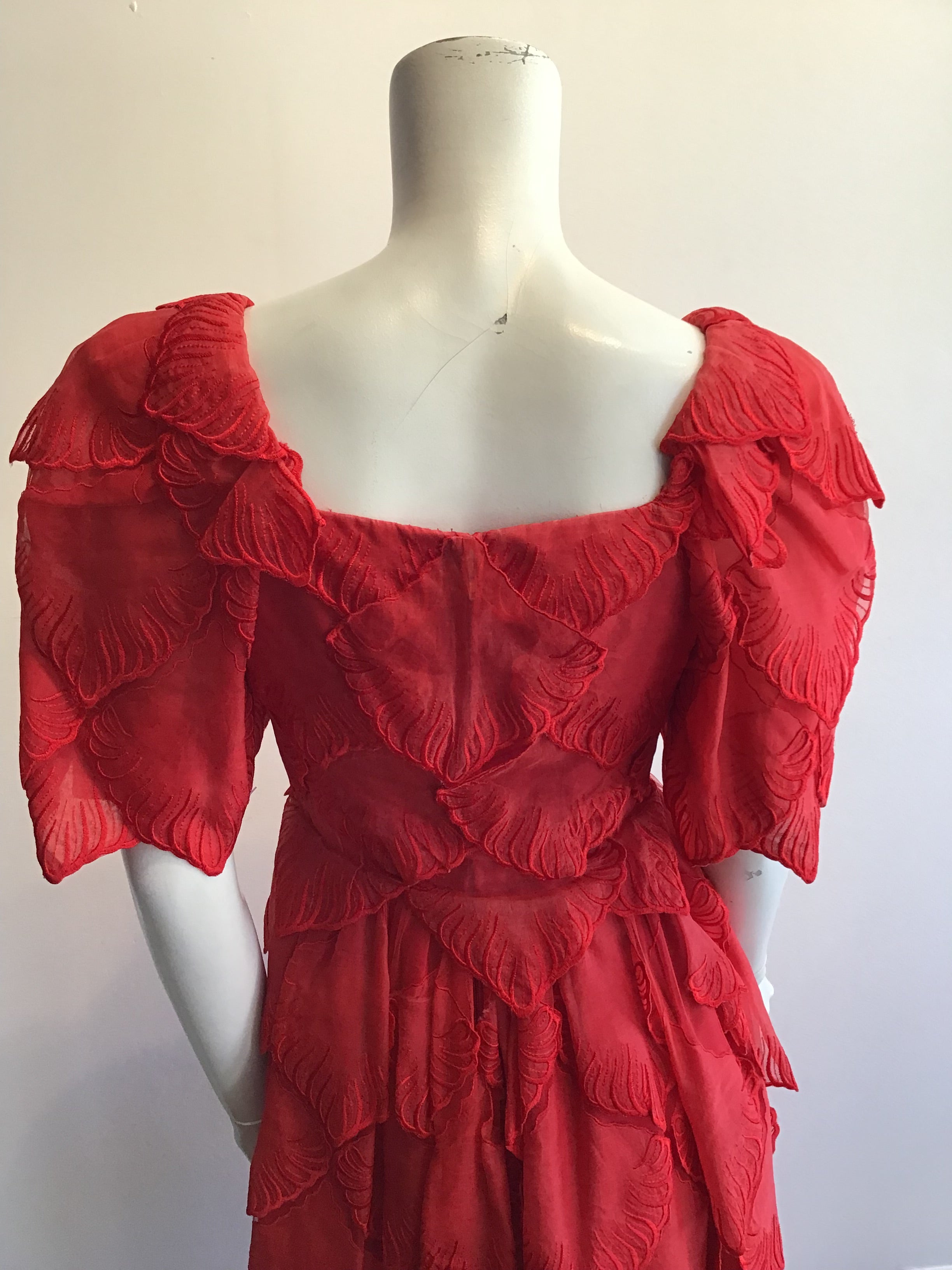 1980’s Alfred Bosand Red Crepe Cocktail Dress Size 6