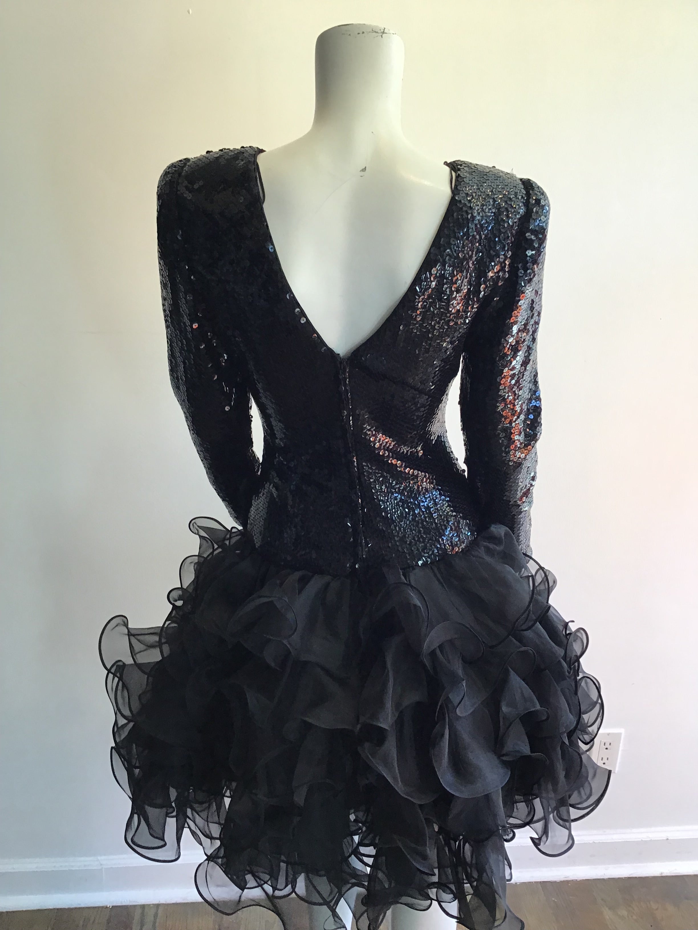 1980’s Black Sequined and Crepe After Dark by Julie Duroché Size 4