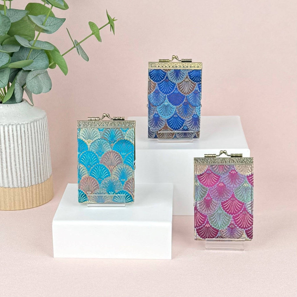 Small Shell Brocade RFID Card Holder
