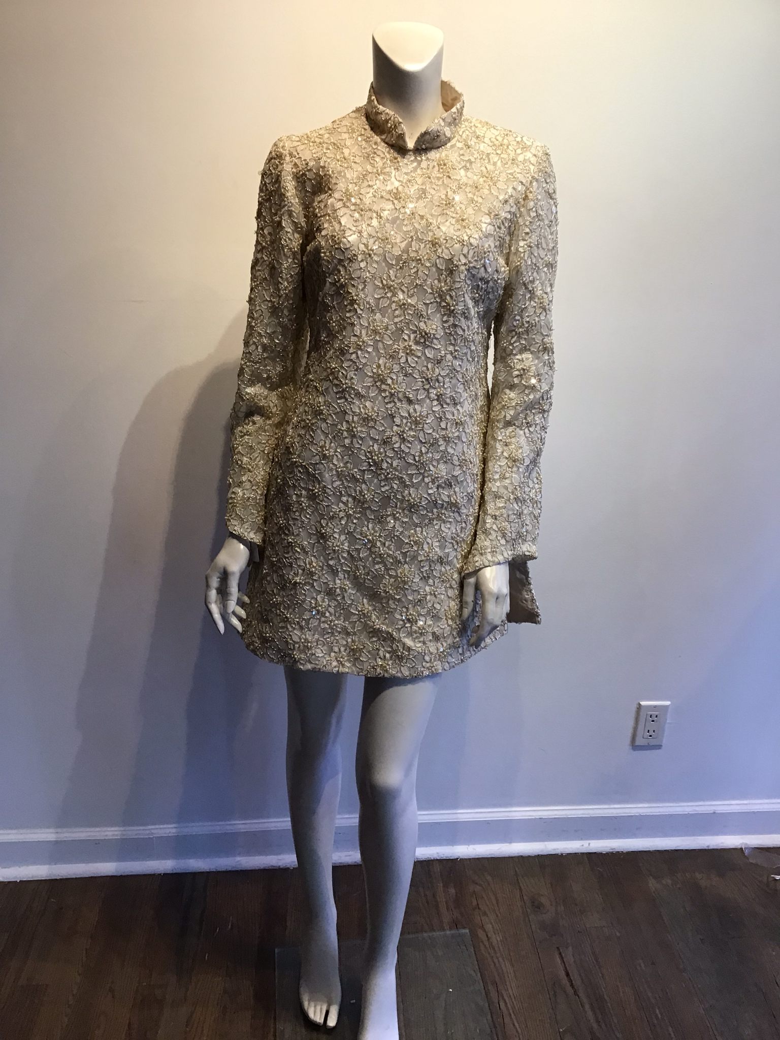 1960’s Crean and Gold Lace Mini Dress Size 10