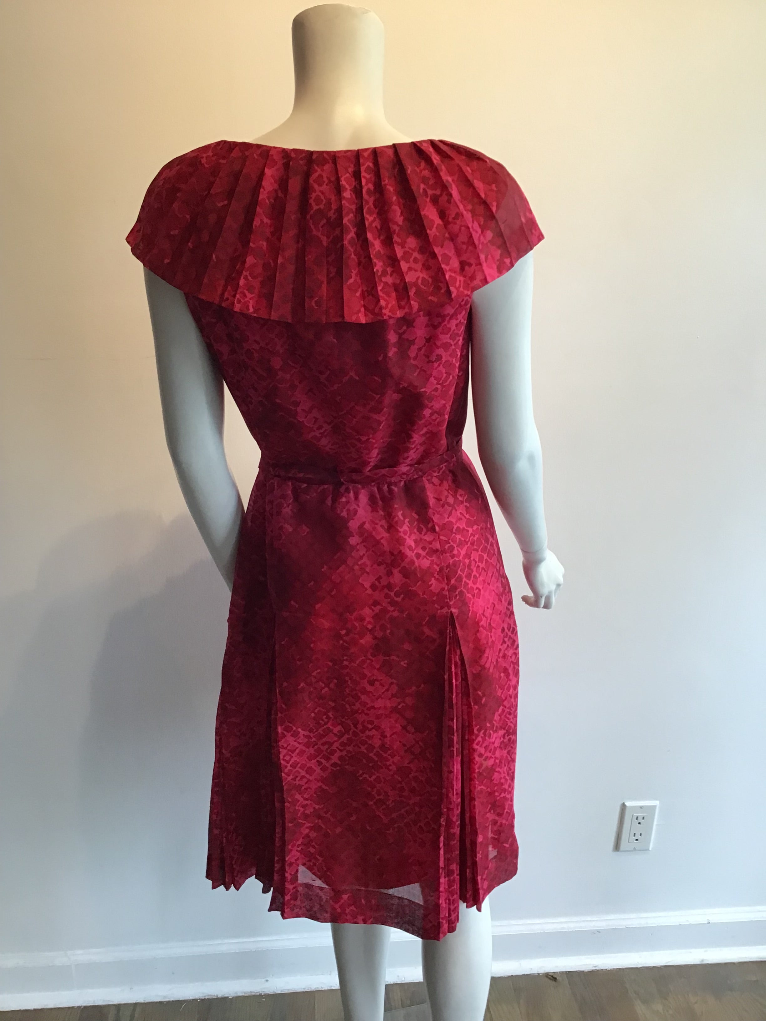 1960s Red and Pink Cotton Net Dress Size 8