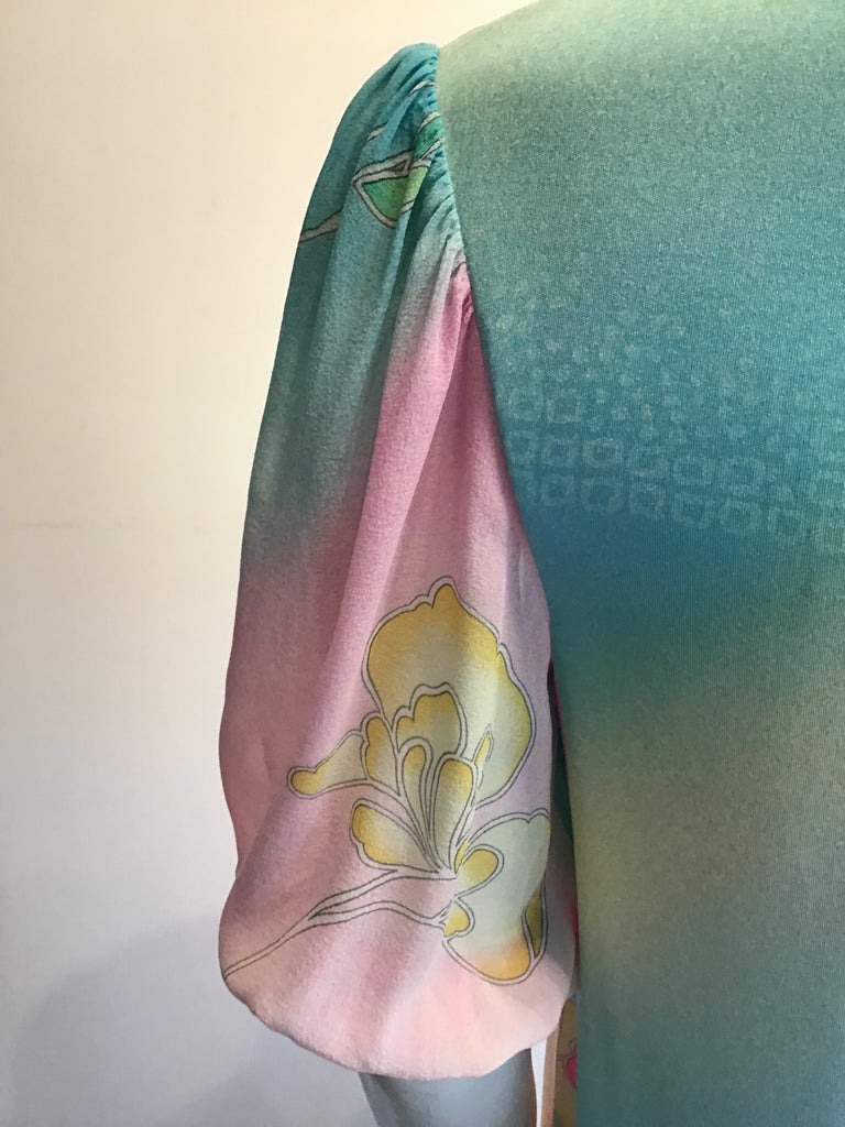 1970’s Silk Jersey Floral Printed Leonard of Paris. Dress with Scarf Size 8